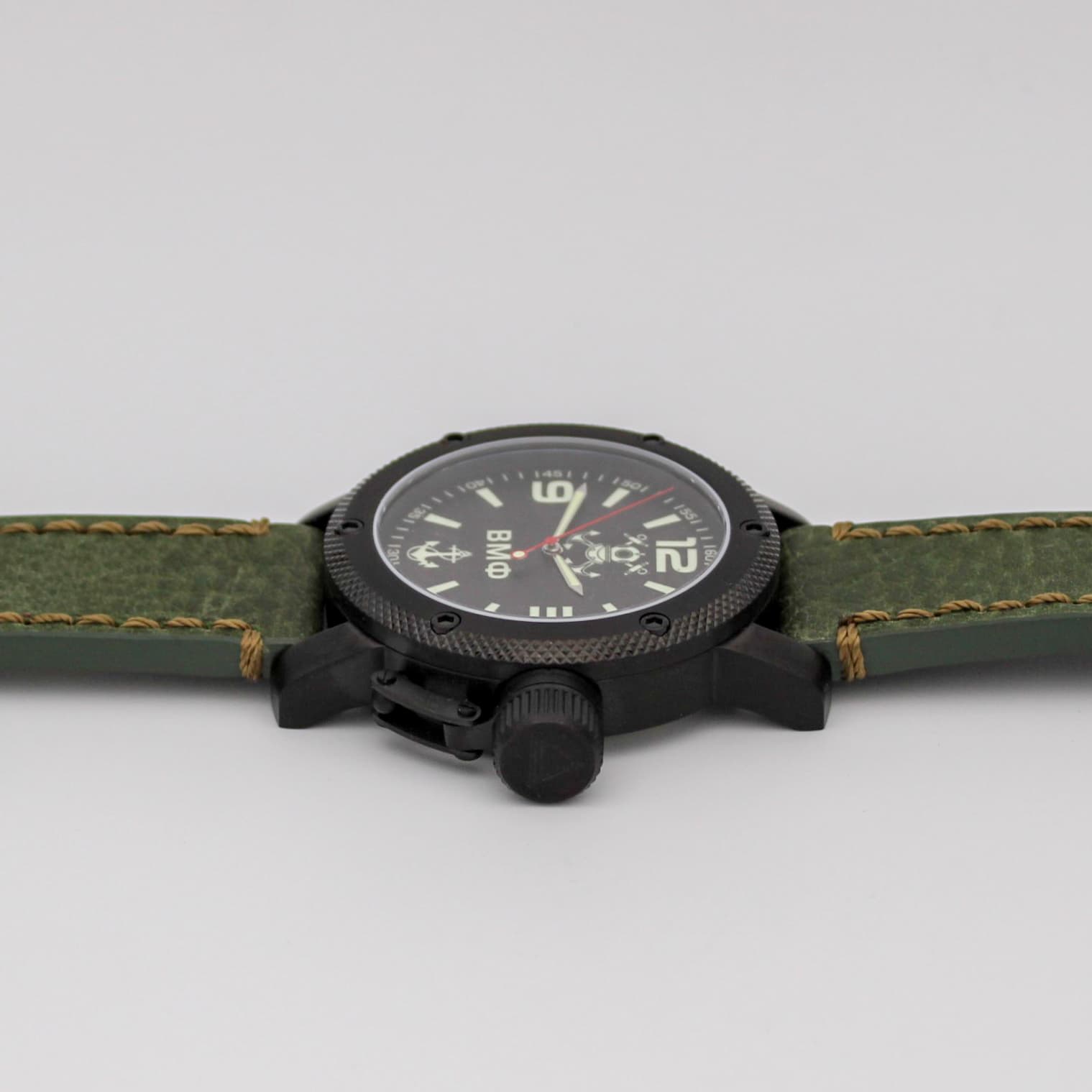 Часы ВМФ(с якорем) механизм Восток 2415.01