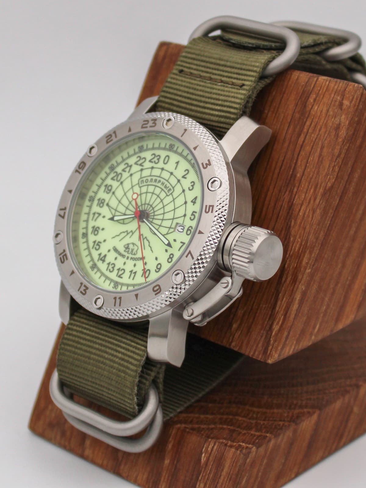 Часы Полярные кварцевые (Ronda 515.24H) Q47.131.21