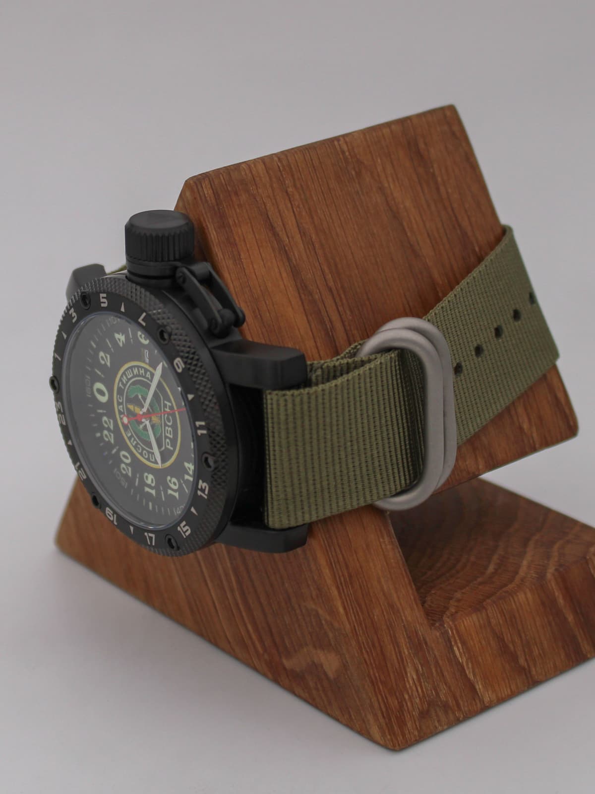 Часы РВСН кварцевые (Ronda 515.24H) Q147.161.21