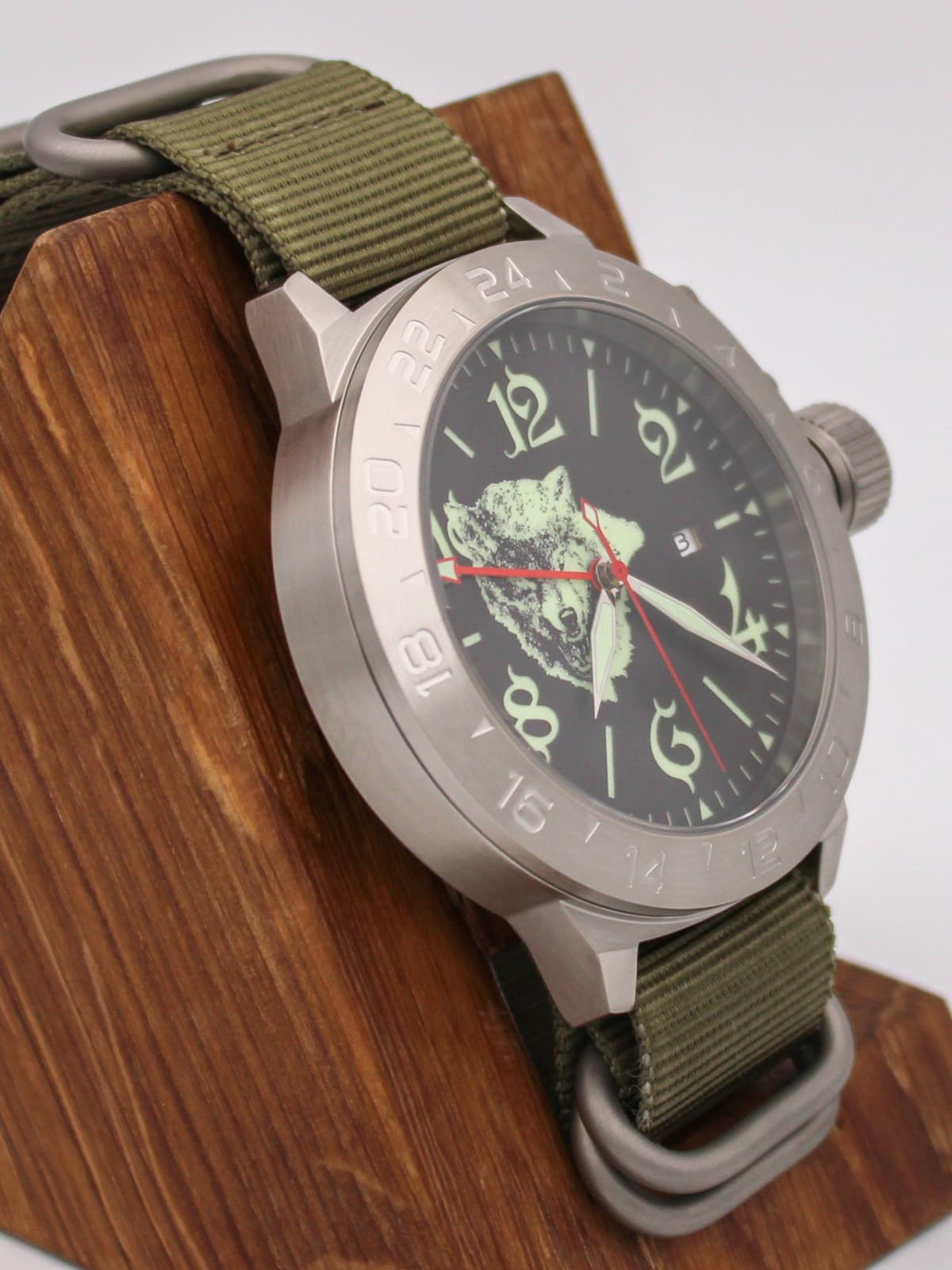 Часы Волк механические с автоподзаводом (Seiko NH34A) 52.300.21