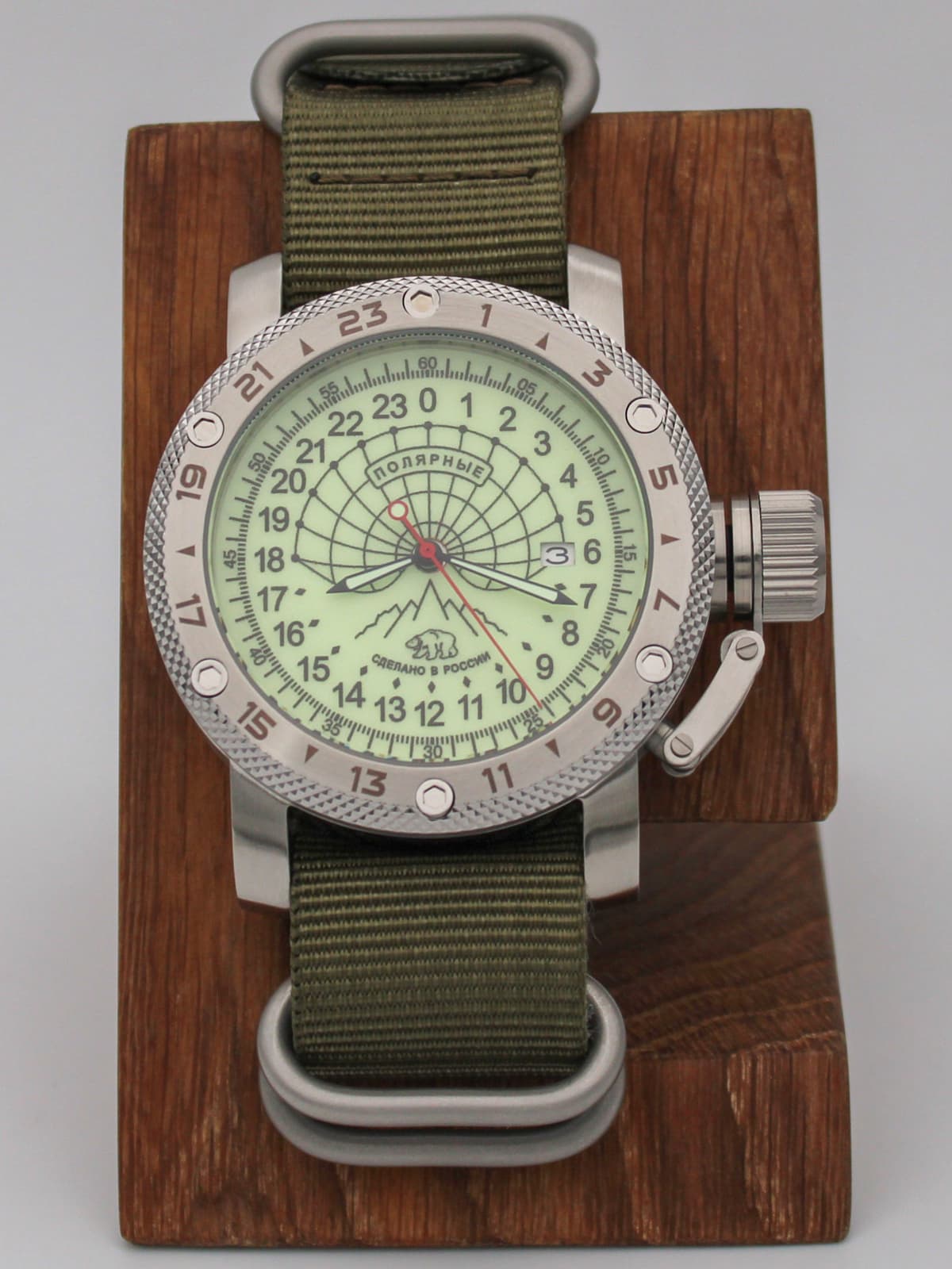 Часы Полярные кварцевые (Ronda 515.24H) Q47.131.21