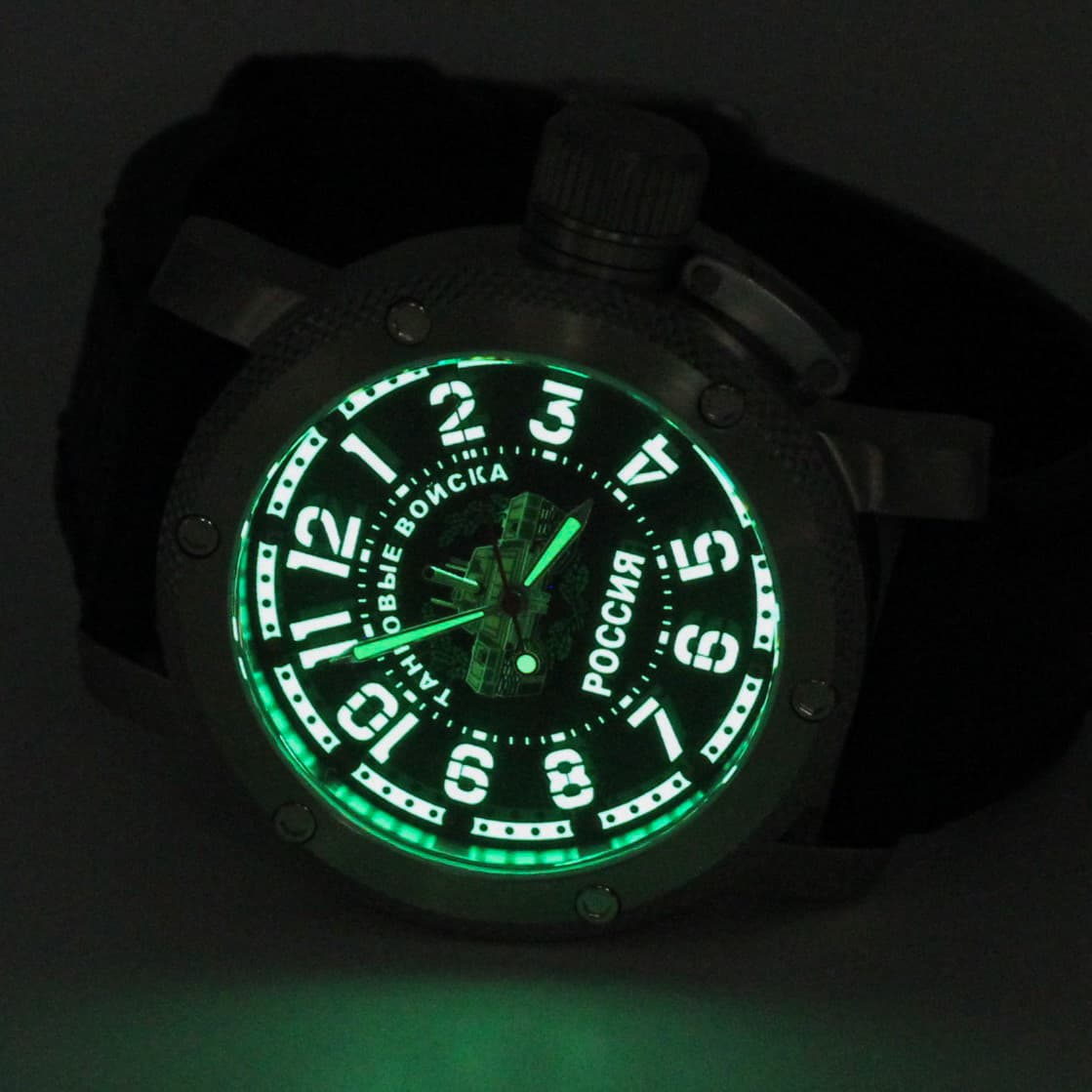 Часы Танковые войска РОССИЯ, механизм Восток 2415.01