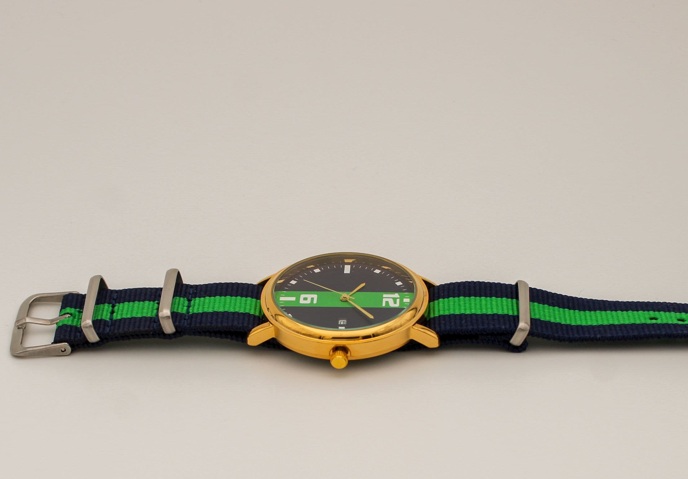 Часы Triumph кварцевые 507.52