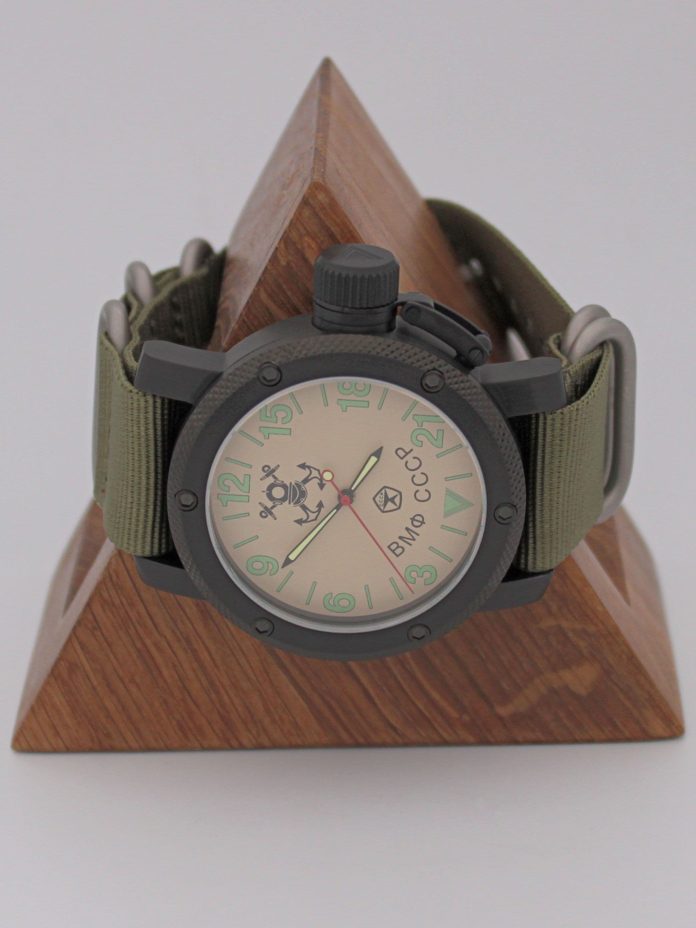 Часы ВМФ СССР механические с автоподзаводом (Восток 2431) 101.022.21