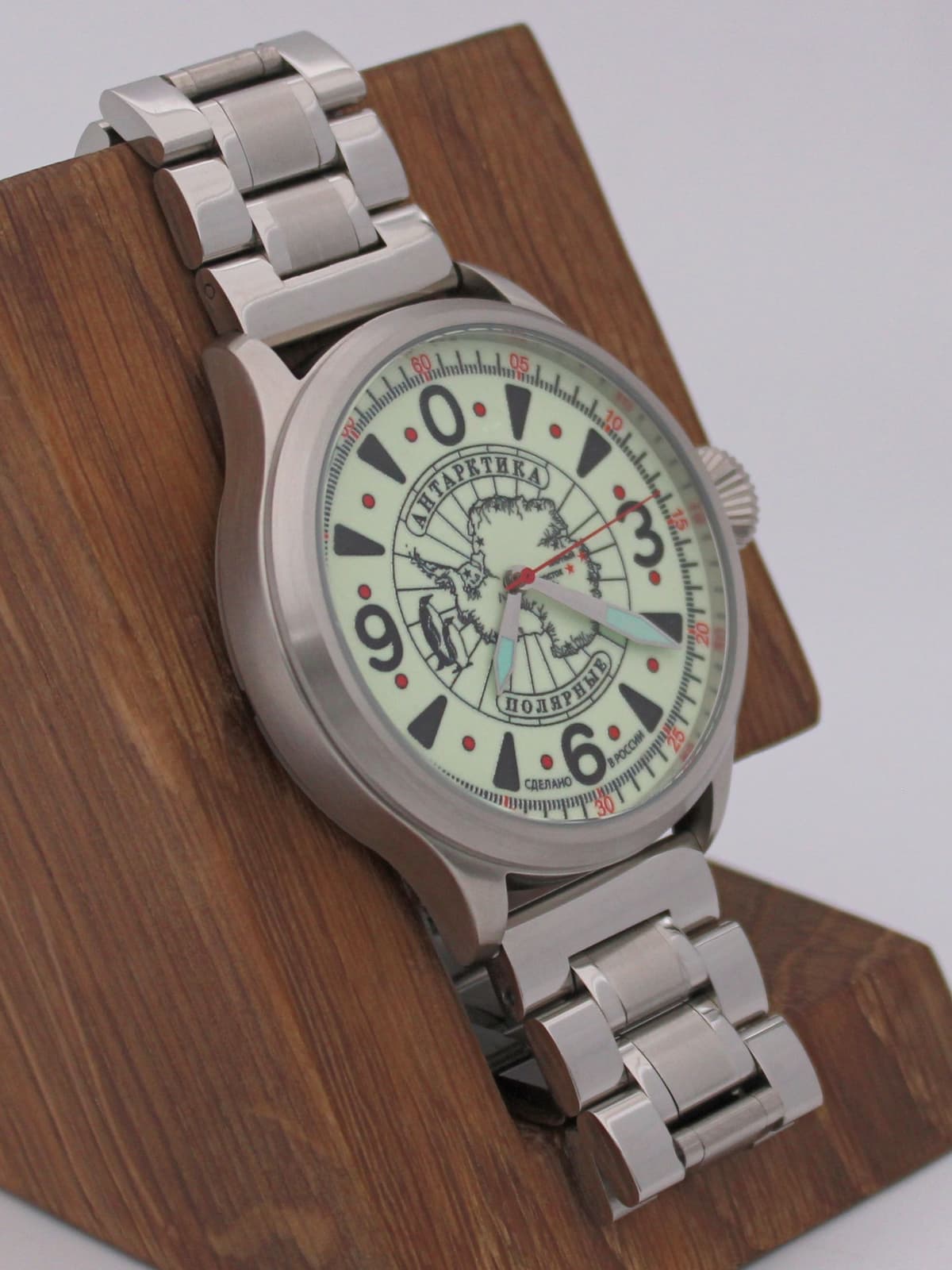 Часы Полярные "Антарктика" механические (Восток 2409) 11.530.2