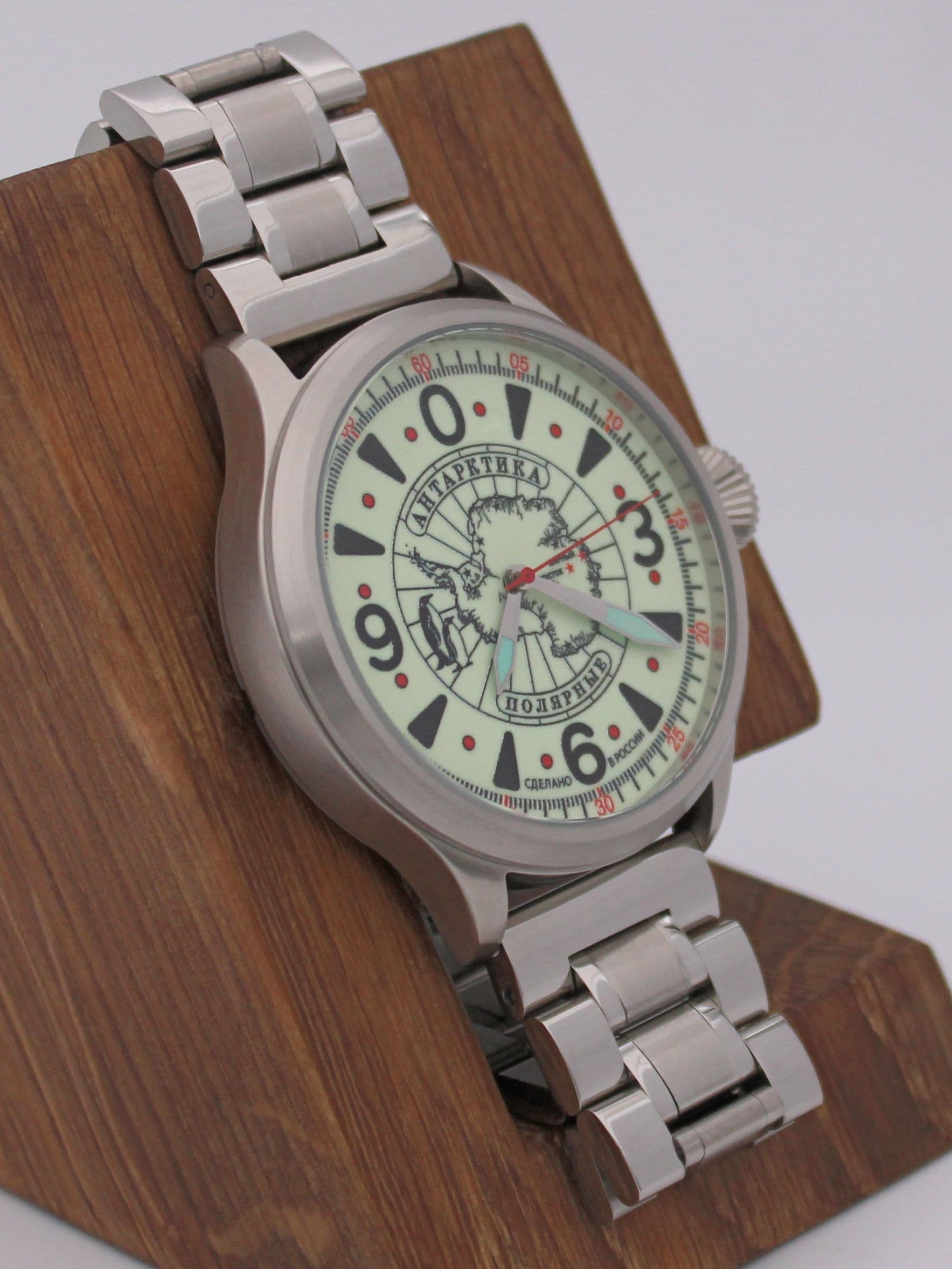 Часы Полярные "Антарктика" механические (Восток 2409) 11.530.2