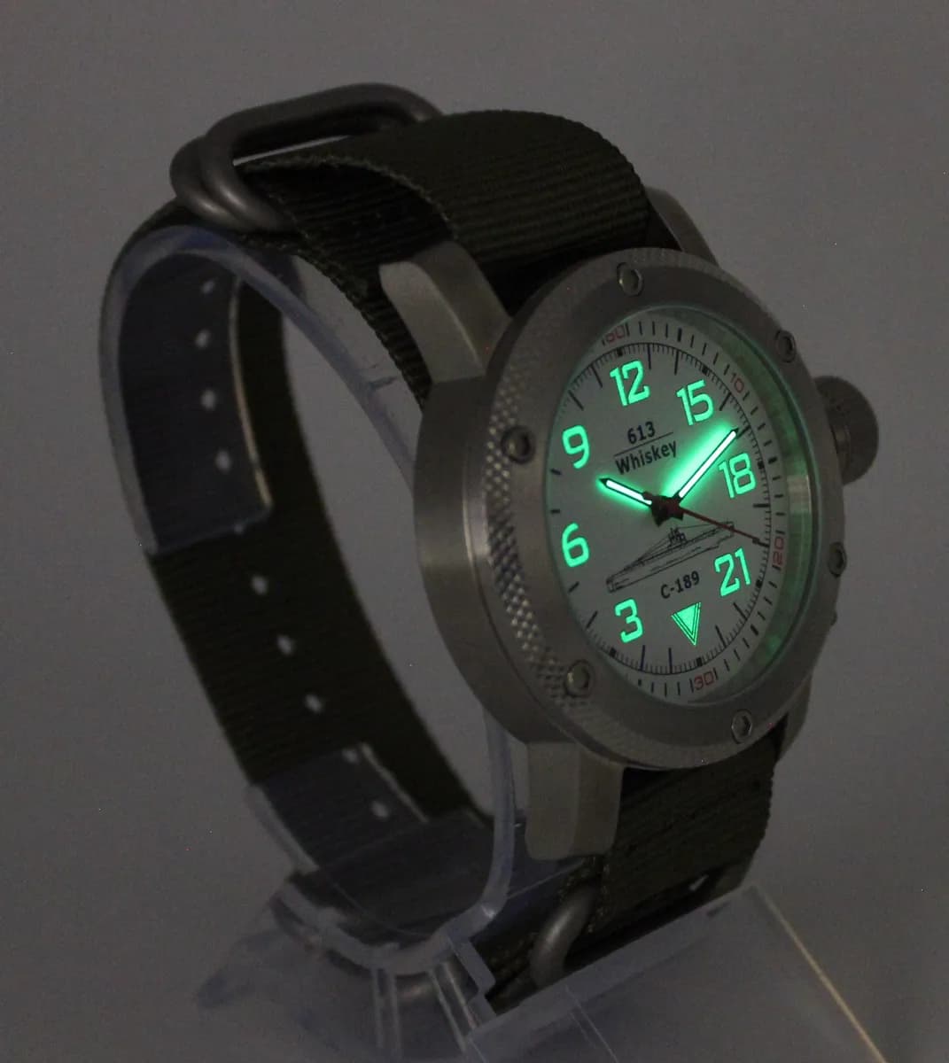 Часы наручные С-189 (Whiskey) механические 101.21, противоударные, механизм Ракета 2623Н