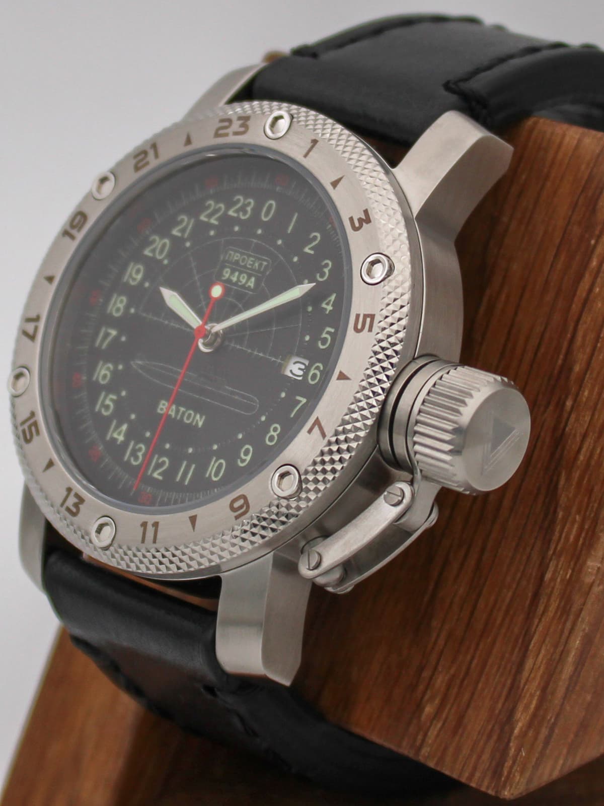 Часы 949А / Baton кварцевые (Ronda 515.24H) Q47.047.01