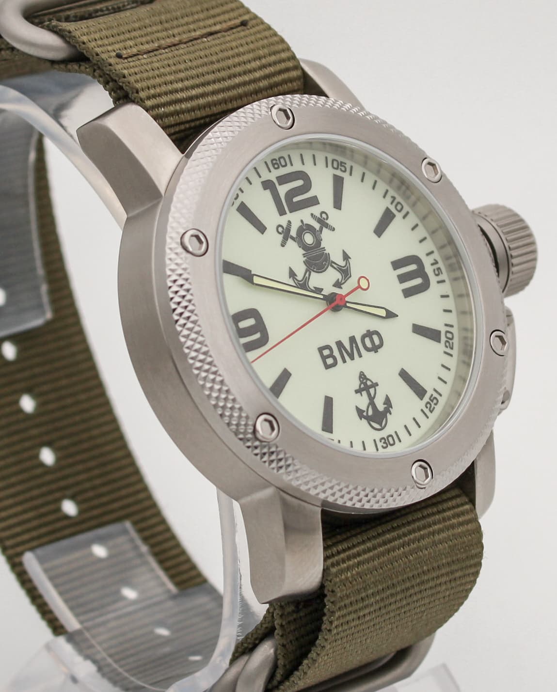 Часы ВМФ(с якорем) механизм Восток 2415.01