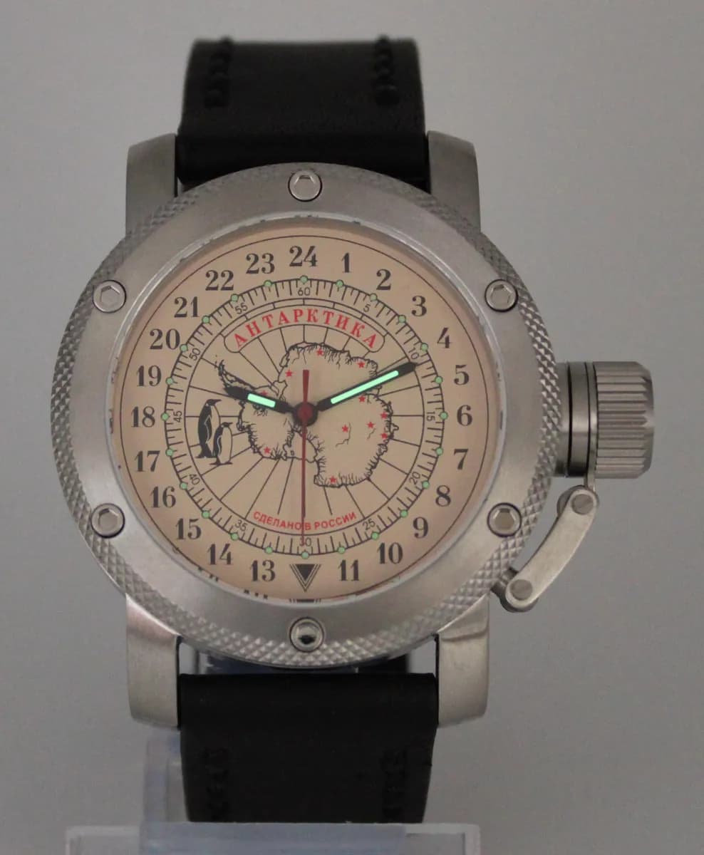 Часы наручные Полярные / Антарктика механические 137.01,  механизм Ракета 2623 НА, противоударные.