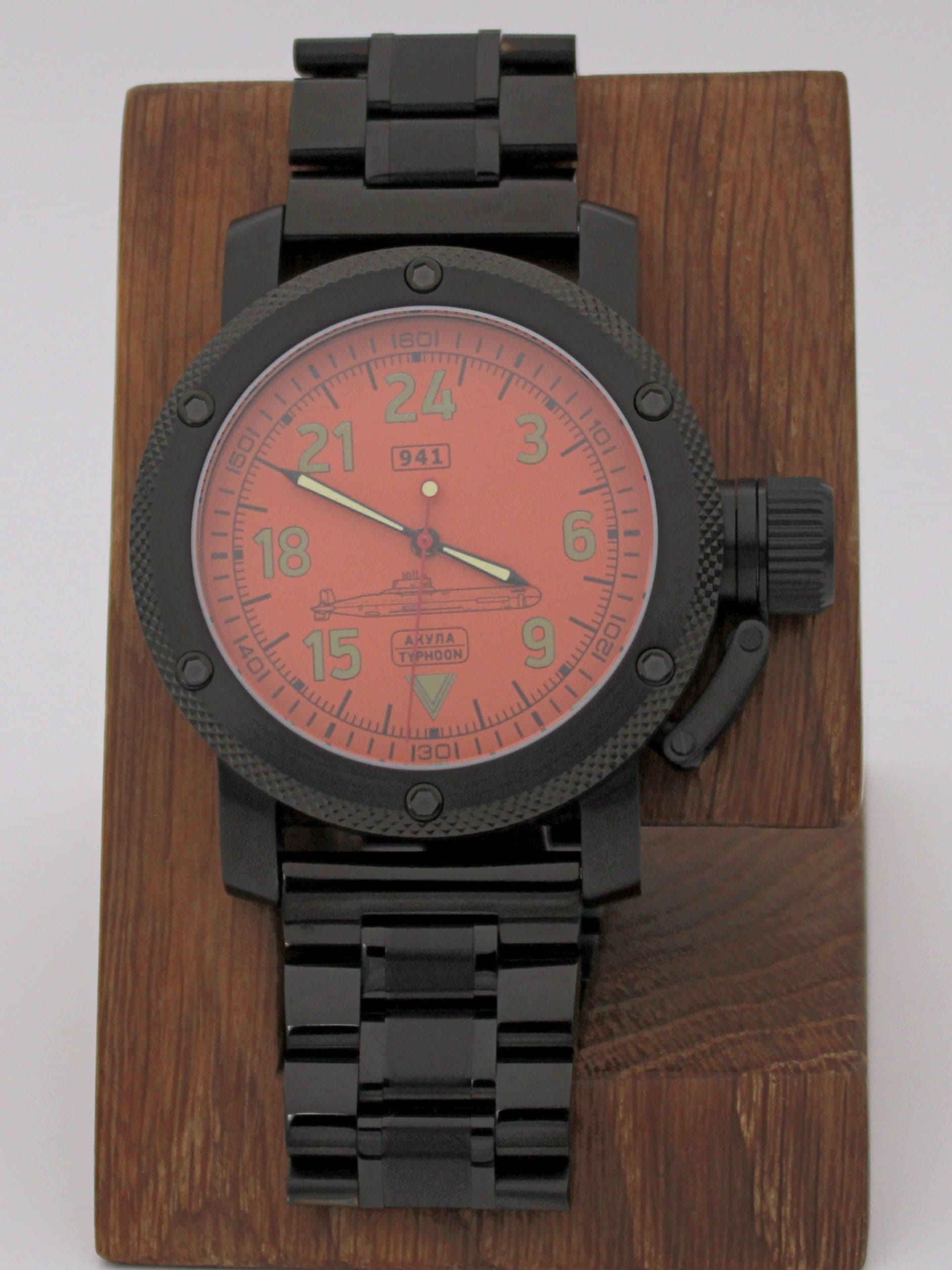 Часы 941 / Акула (Typhoon) механические (Ракета 2623) 103.053.1