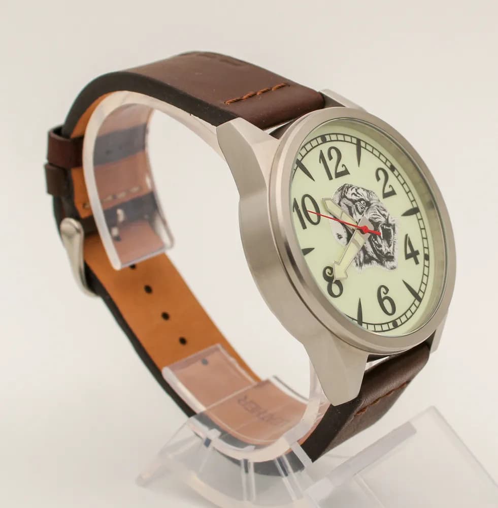 Часы наручные Тигр 21.315.02  механические,  механизм Ракета 2609