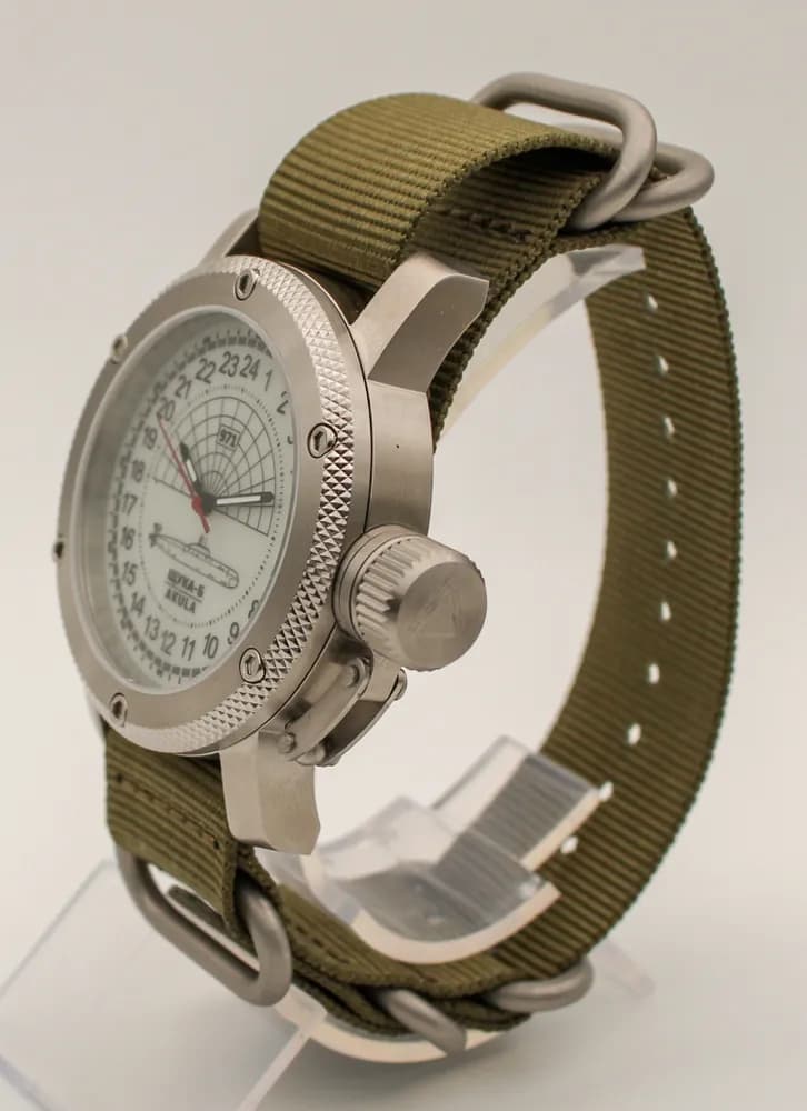 Часы 971 / Щука-Б (Akula) 1061.21 механические с автоподзаводом (сапфировое стекло), механизм Восток 2431