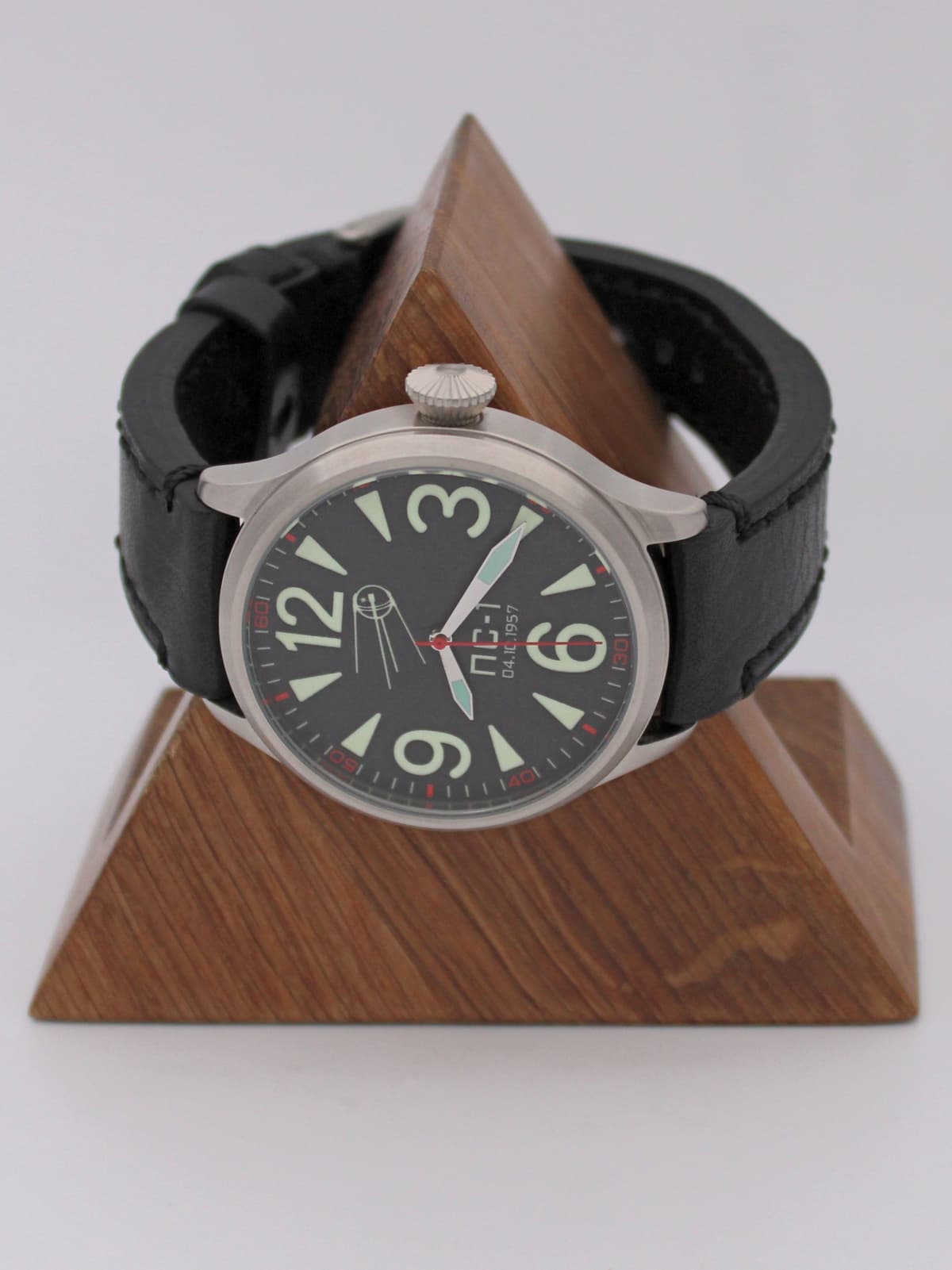 Часы "Простейший Спутник-1" механические (Восток 2409) 11.124.01