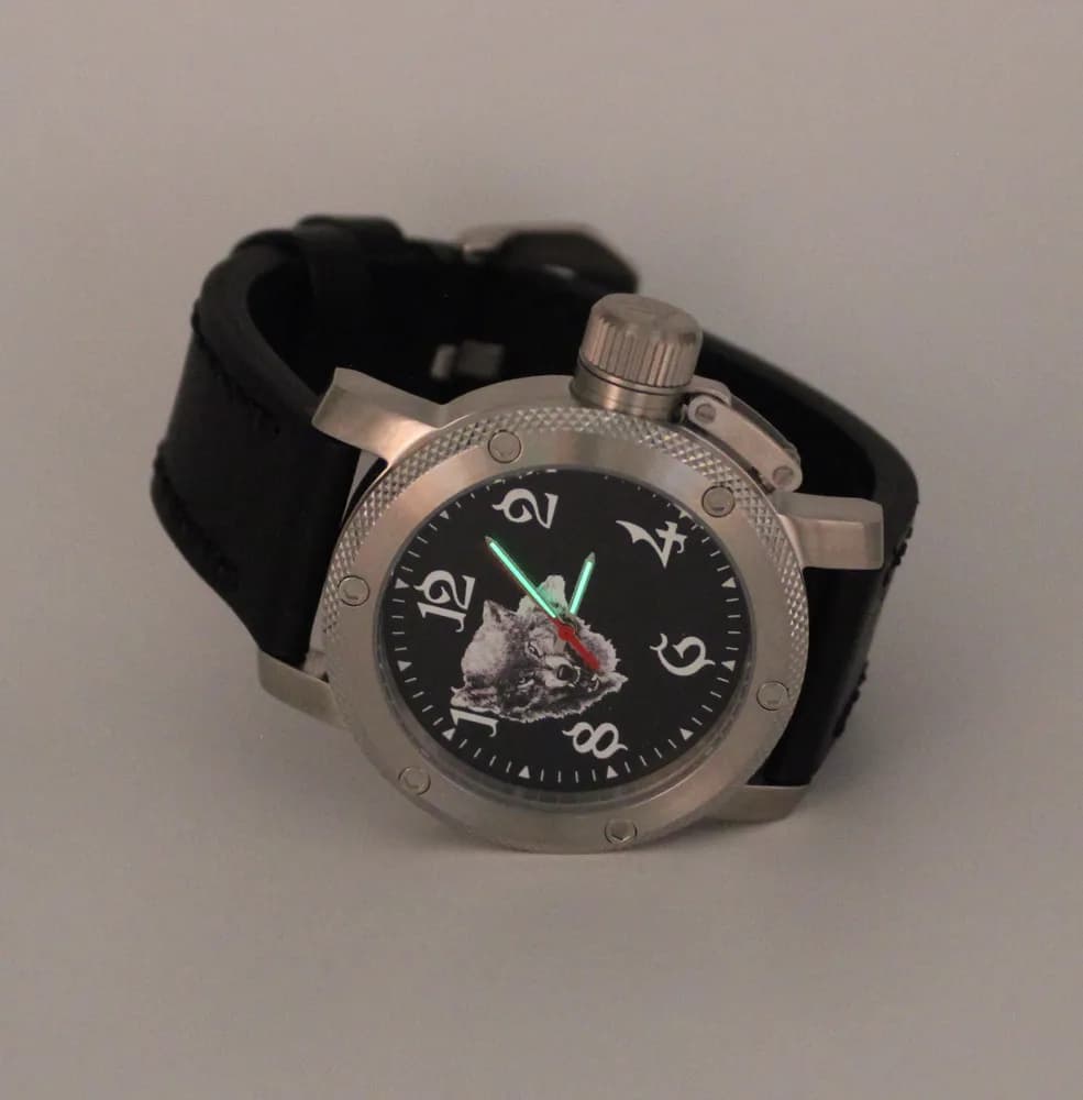 Часы Волк 300,01 механические, механизм Ракета 2609НА