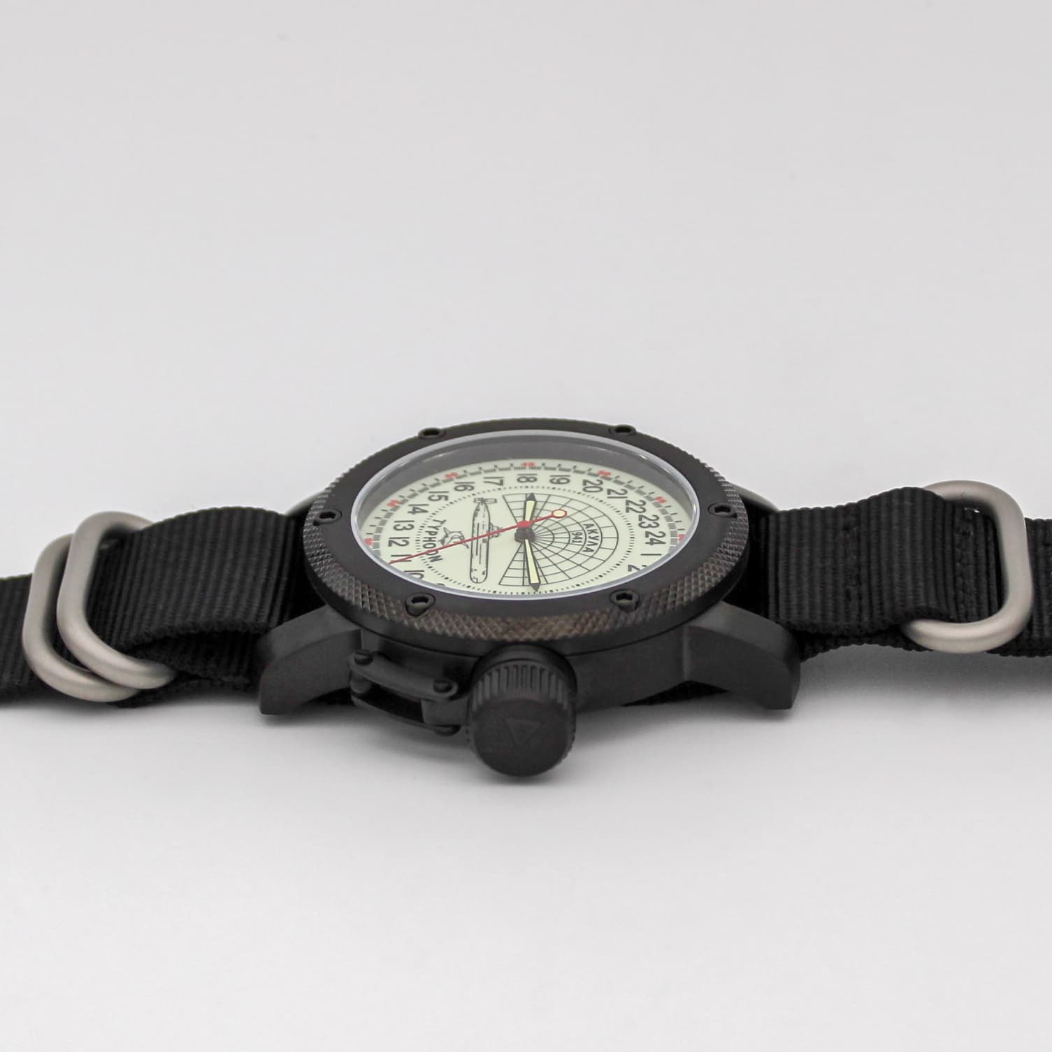 Часы 941 / Акула (Typhoon) механизм Восток 2431