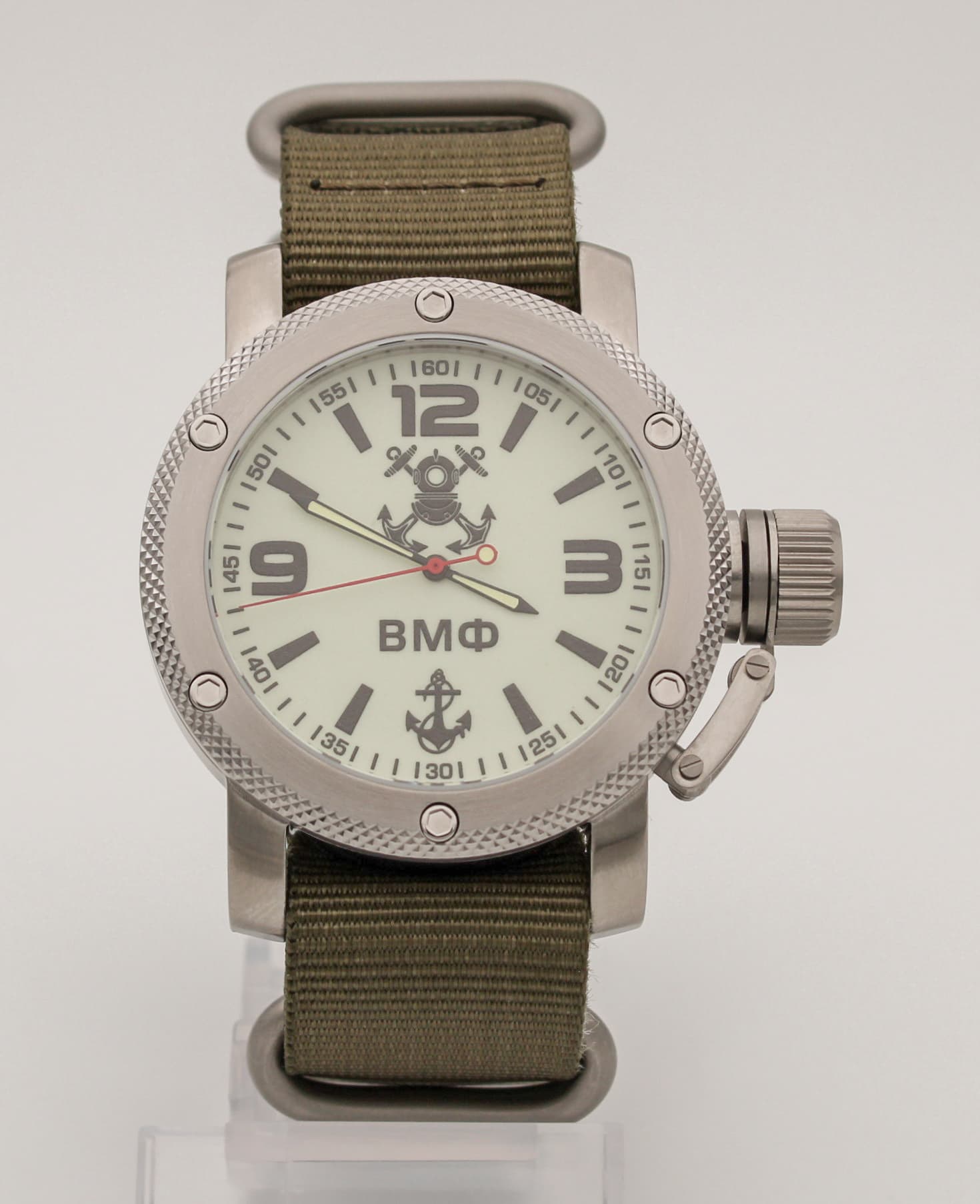 Часы ВМФ(с якорем) механизм Восток 2415.01