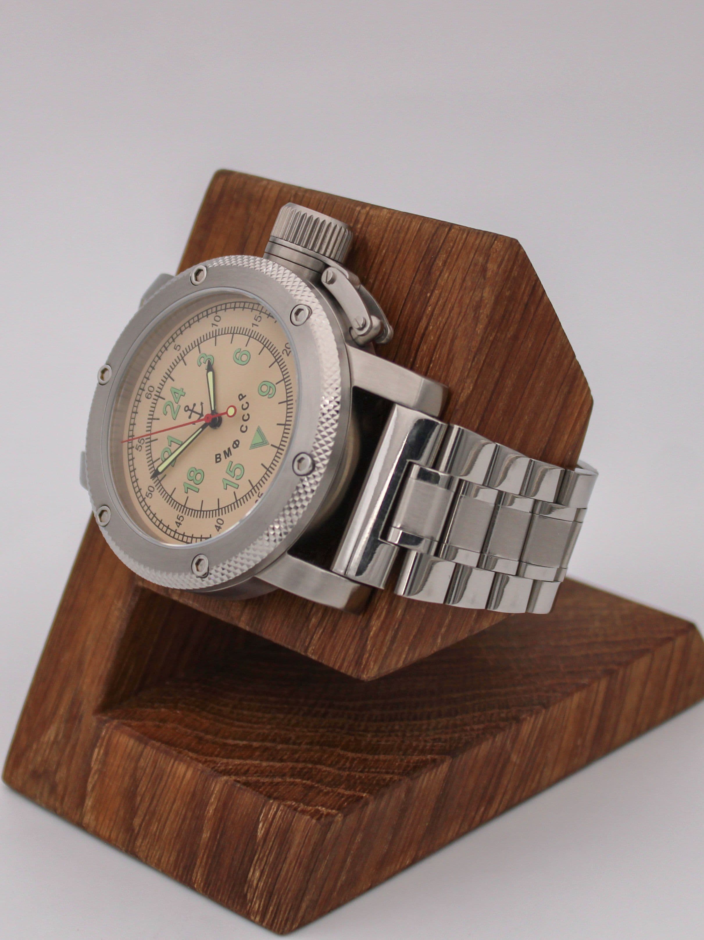 Часы ВМФ СССР механические с автоподзаводом (Восток 2431) 01.012.2