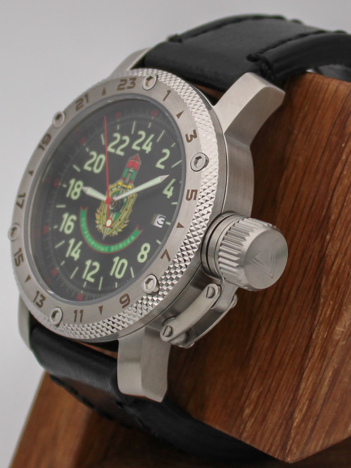 Часы Погранвойска кварцевые (Ronda 515.24H) Q47.174.01