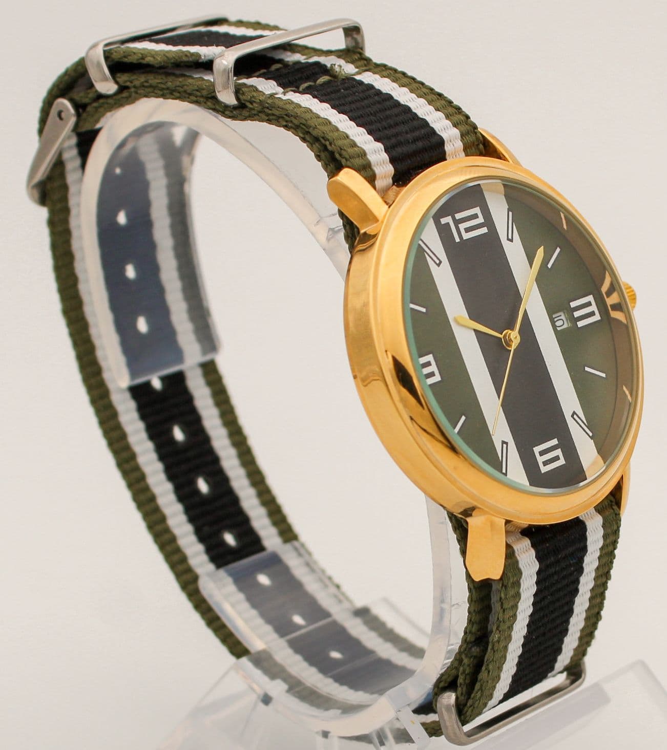 Часы Triumph кварцевые 510.52