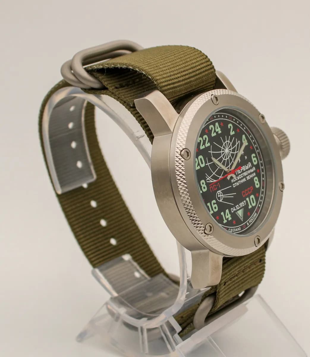 Часы "Простейший Спутник-1" механические 125.21