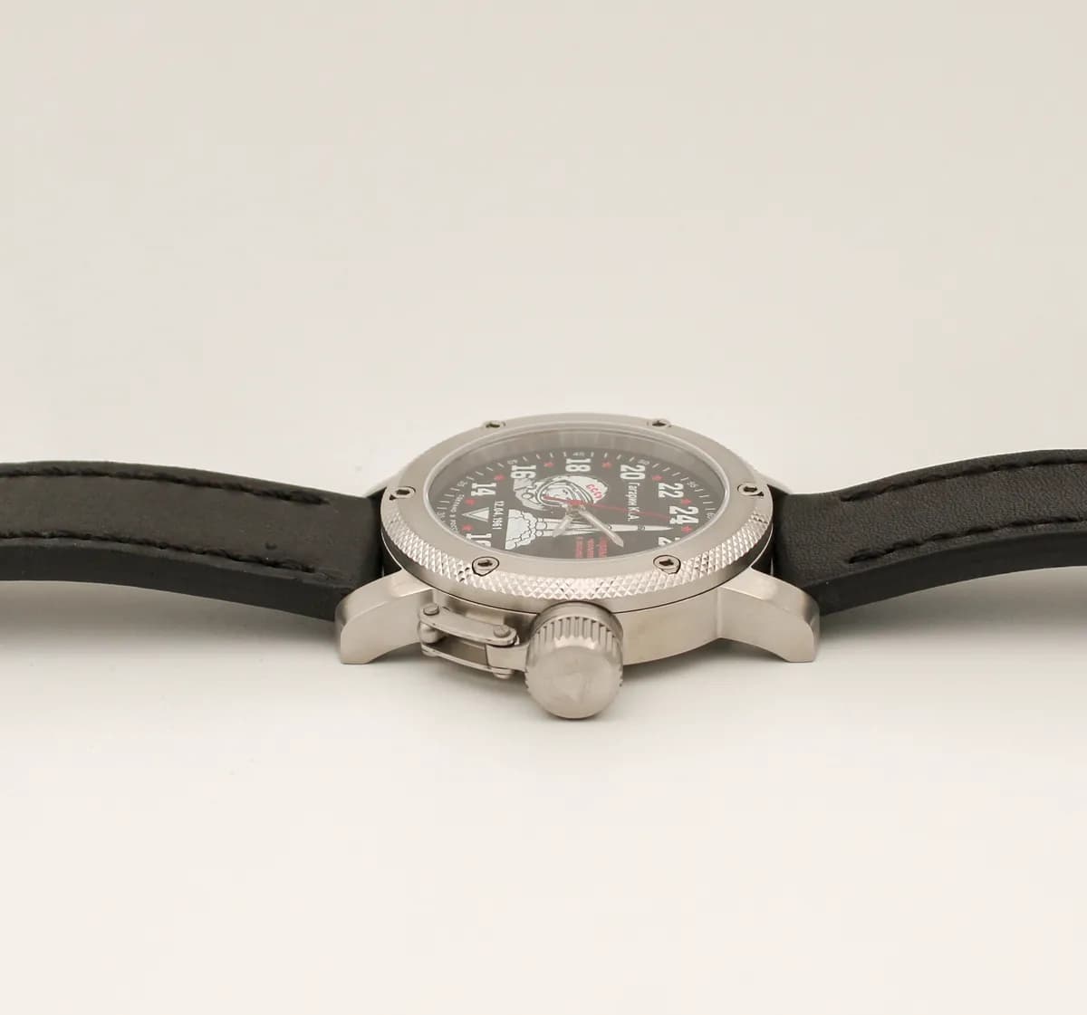 Часы наручные ’’Гагарин” механические 116.01 ,  механизм Ракета 2623 Н