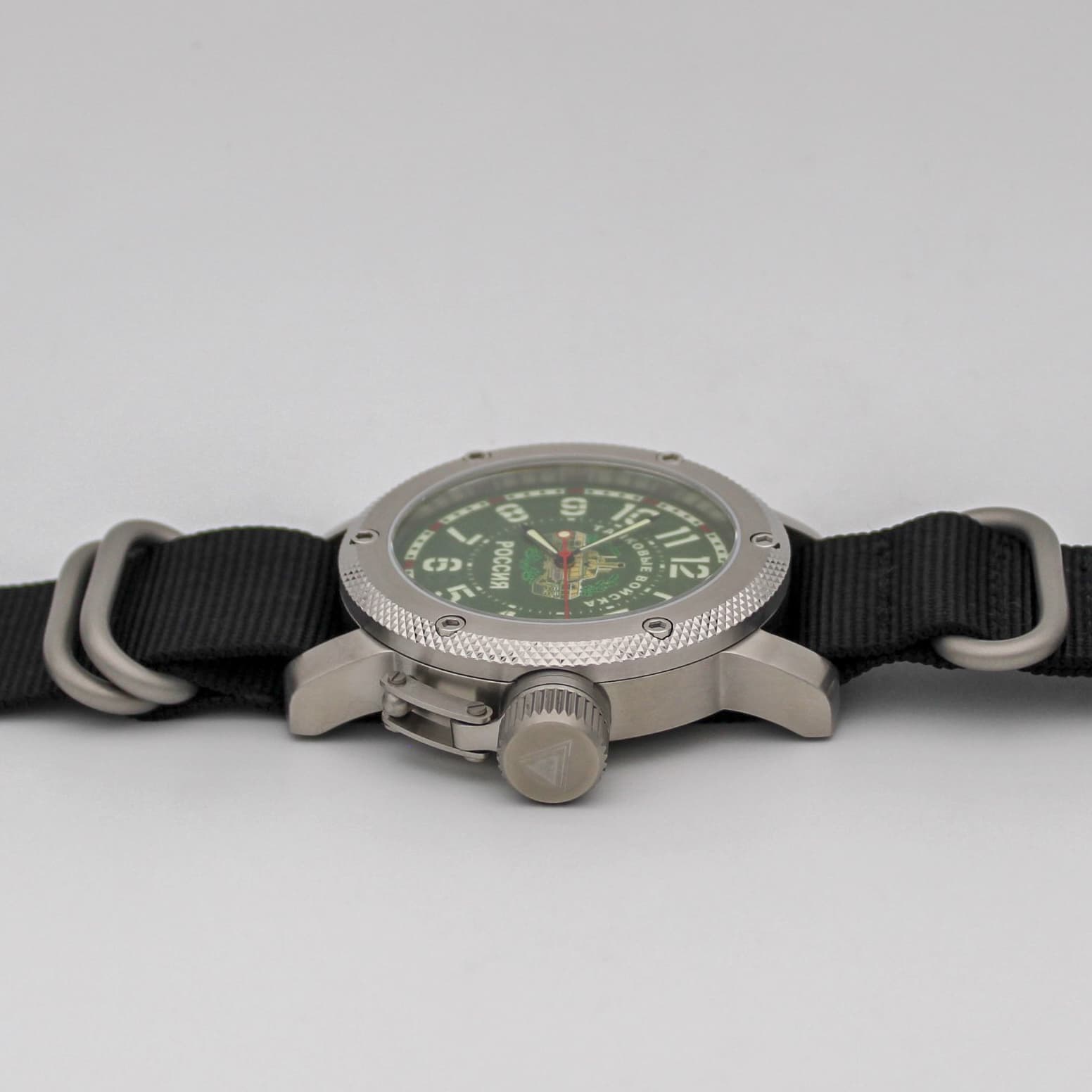 Часы Танковые войска РОССИЯ, механизм Восток 2415.01