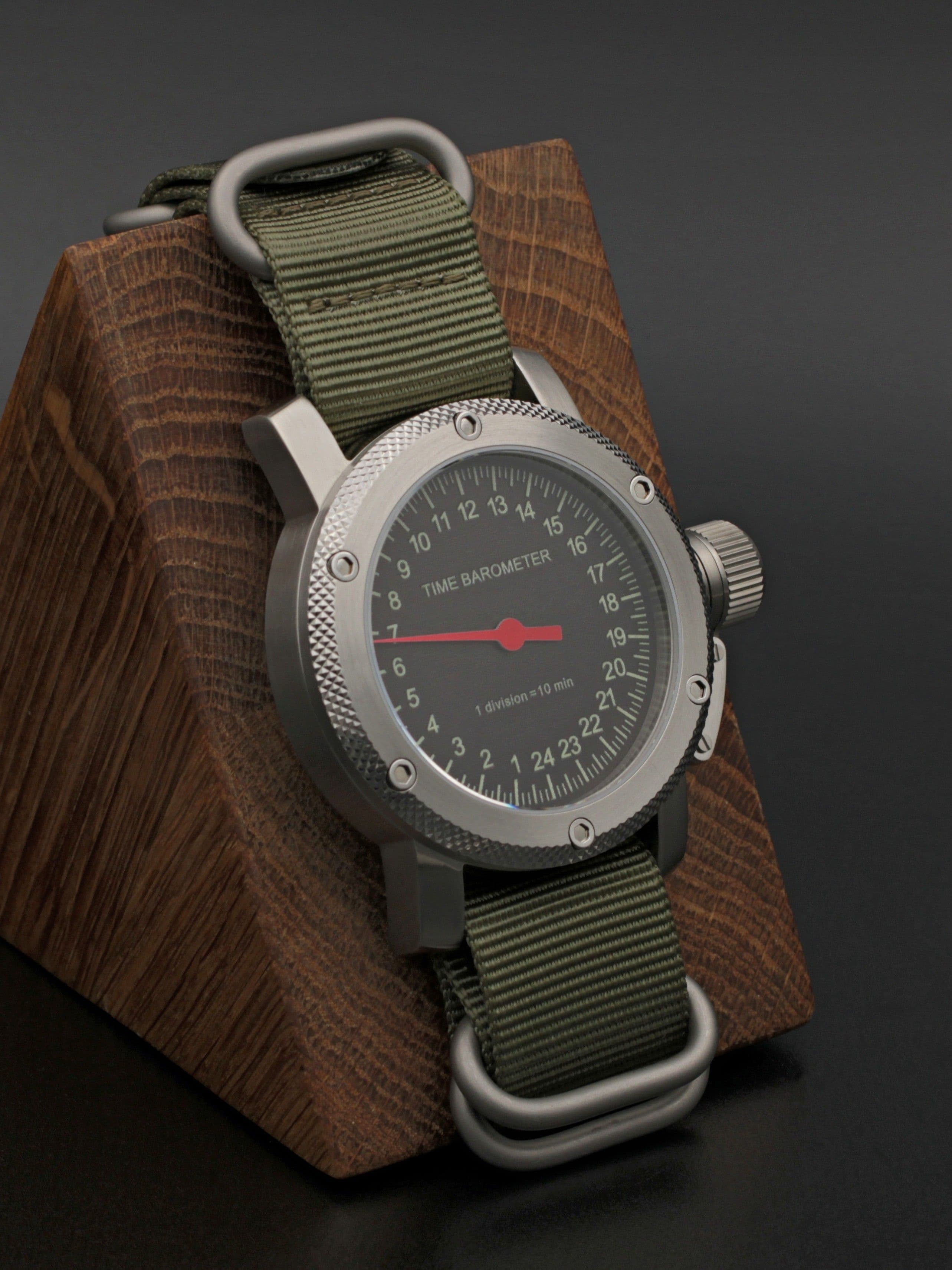 Часы Time Barometer однострелочные механические с автоподзаводом (Восток 2431) 01.601.21