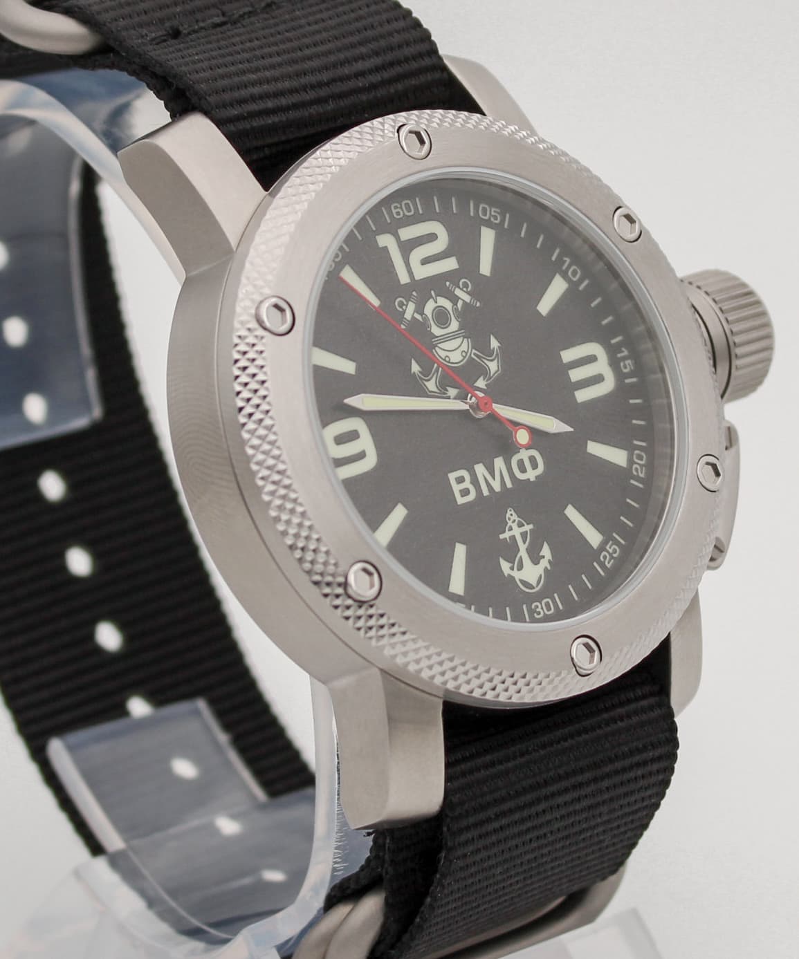 Часы ВМФ(с якорем) механизм Восток 2415.01