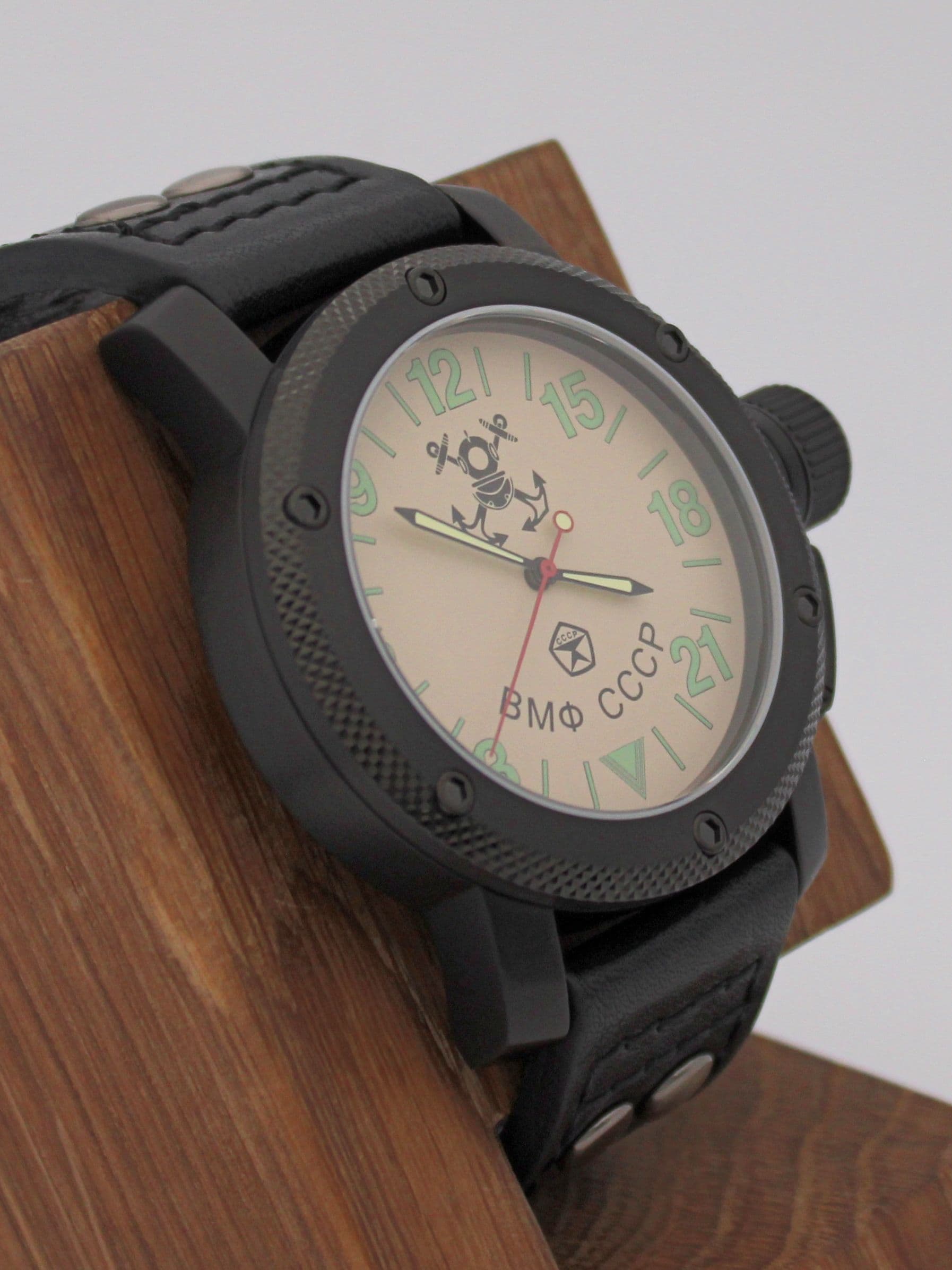 Часы ВМФ СССР механические с автоподзаводом (Восток 2431) 101.022.01