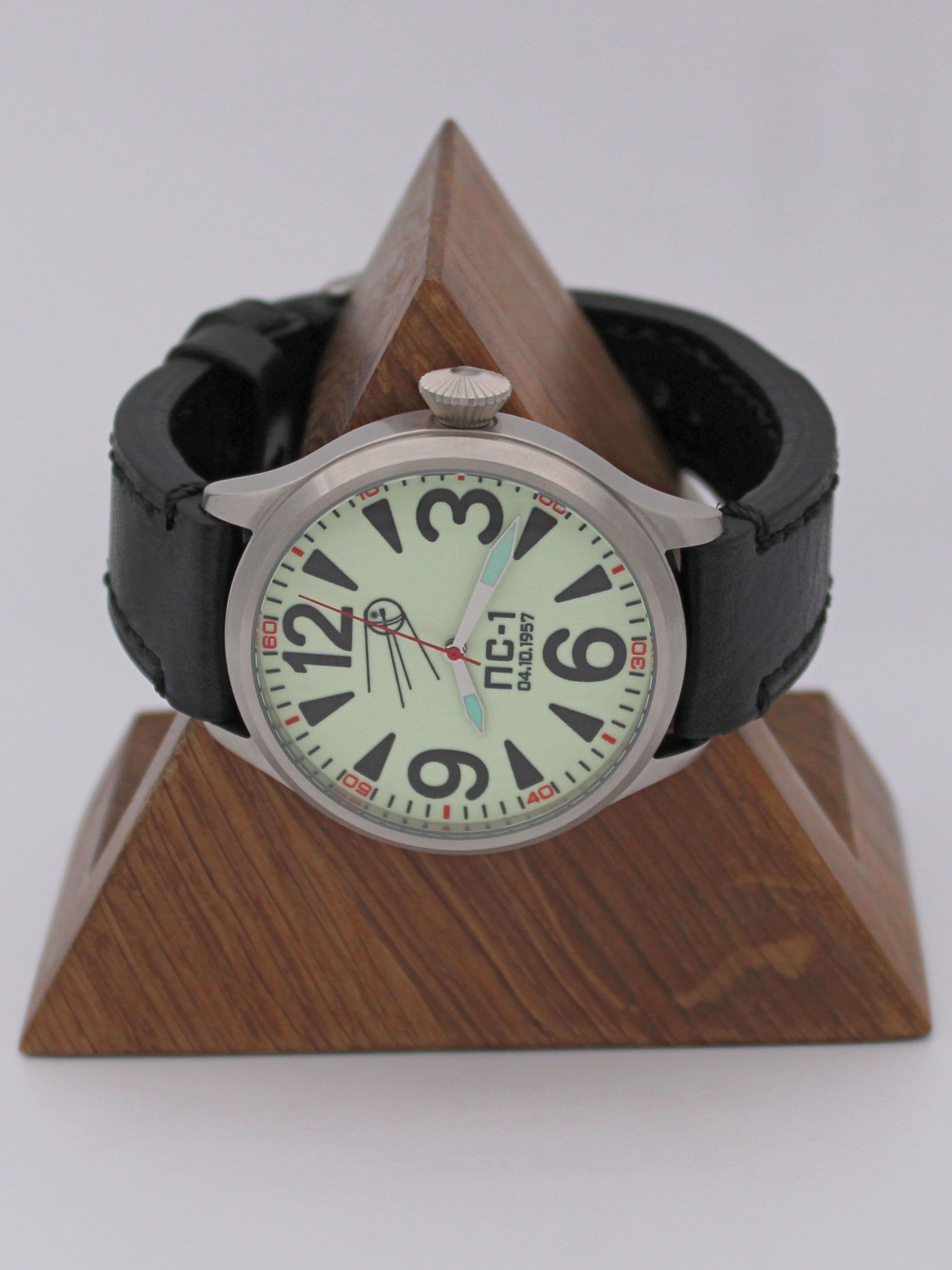 Часы "Простейший Спутник-1" механические (Восток 2409) 11.121.01