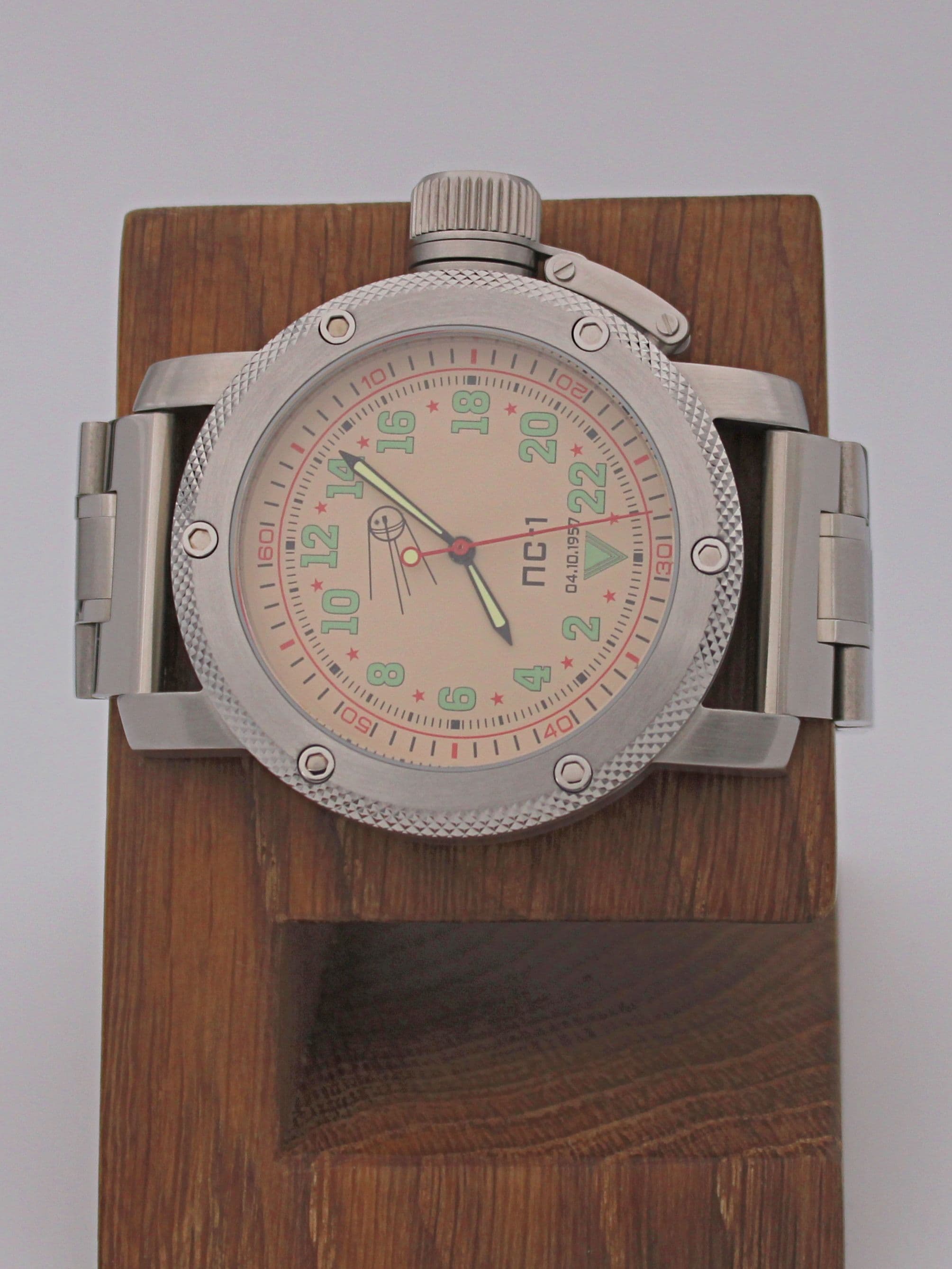 Часы "Простейший Спутник-1" механические с автоподзаводом (Восток 2431) 01.122.2