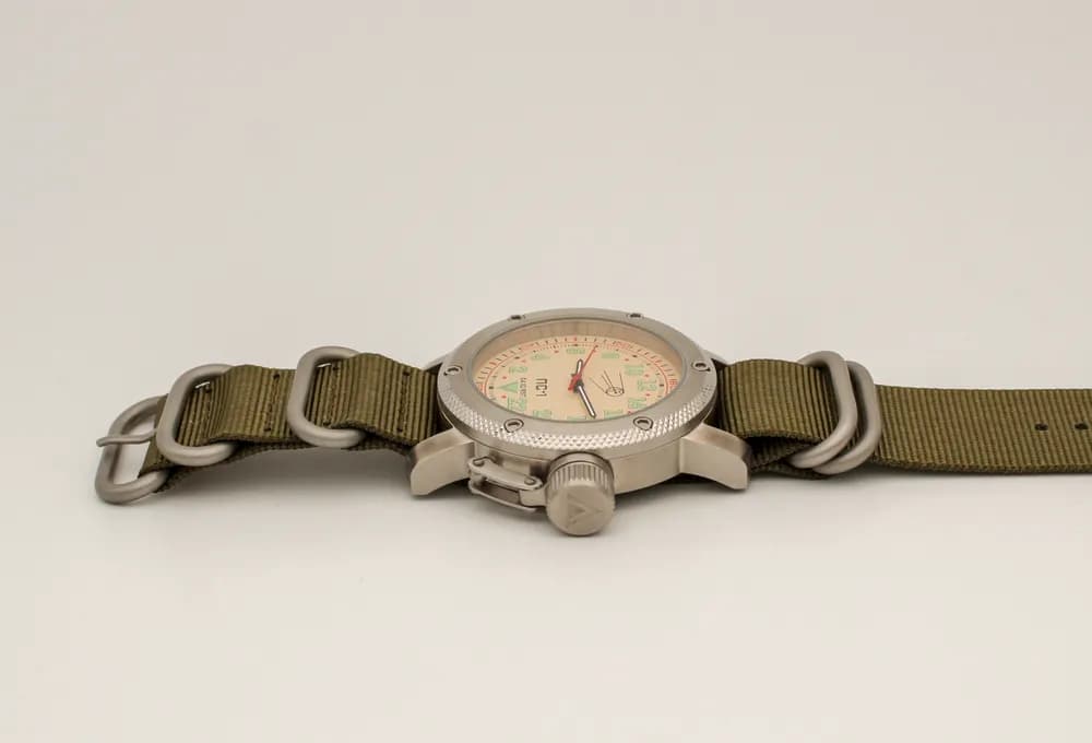 Часы "Простейший Спутник-1" 1122.21 механические с автоподзаводом (сапфировое стекло), механизм Восток 2431