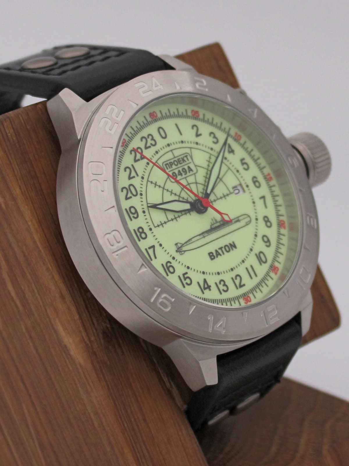 Часы 949А / Baton кварцевые (Ronda 515.24H) Q52.046.01