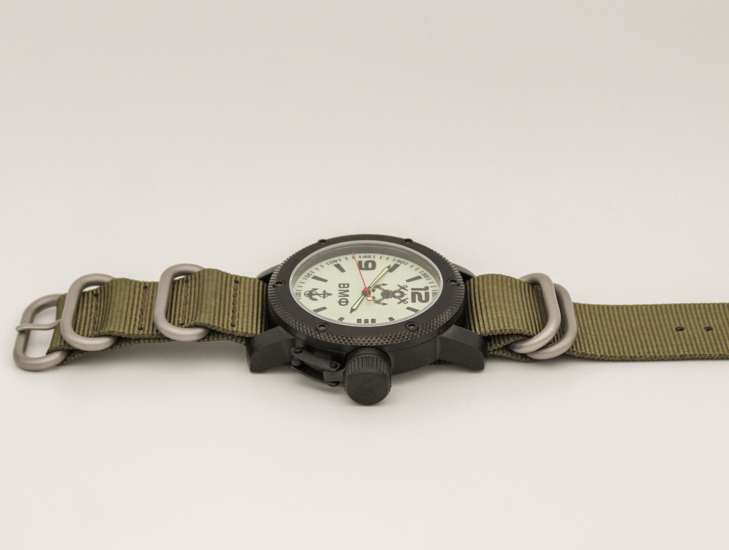 Часы ВМФ(с якорем) механизм Восток 2415.01