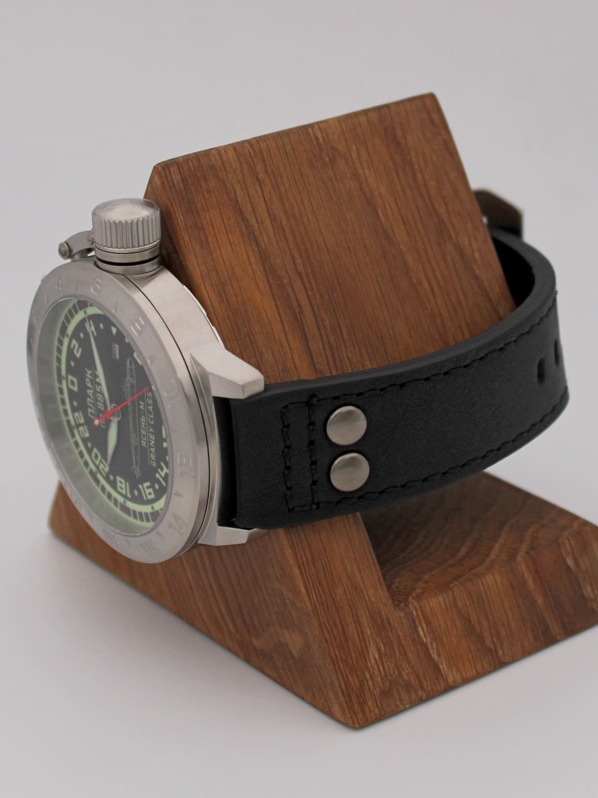 Часы ПЛАРК 885М Ясень-М (Graney class) кварцевые (Ronda 515.24H) Q52.194.01