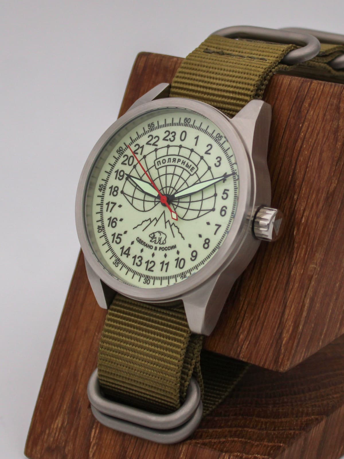 Часы Полярные механические (Ракета 2623) 21.131.21