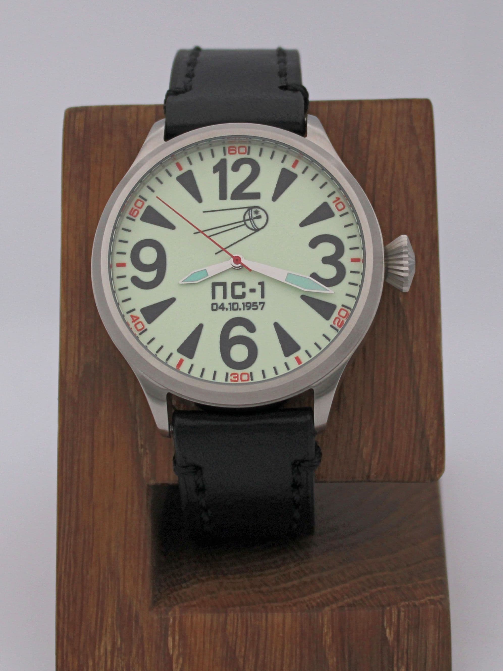 Часы "Простейший Спутник-1" механические (Восток 2409) 11.121.01