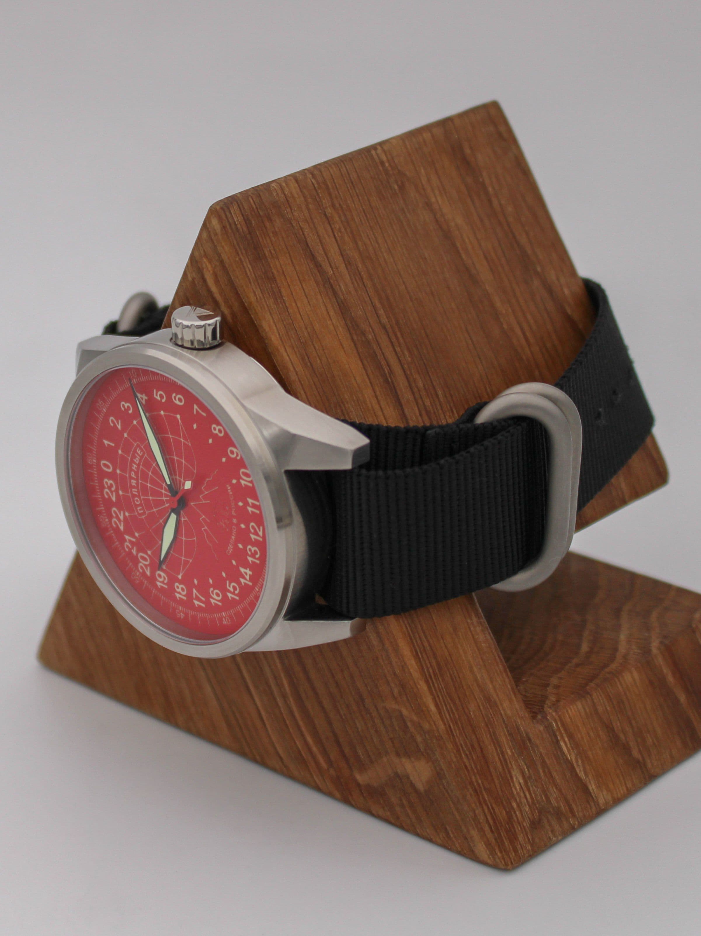 Часы Полярные механические (Ракета 2623) 21.135.22