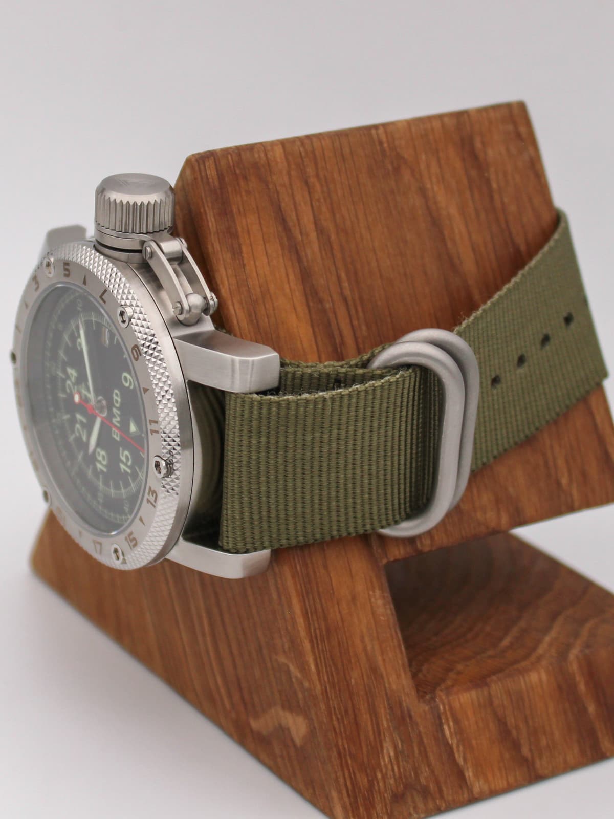 Часы ВМФ кварцевые (Ronda 515.24H) Q47.060.21