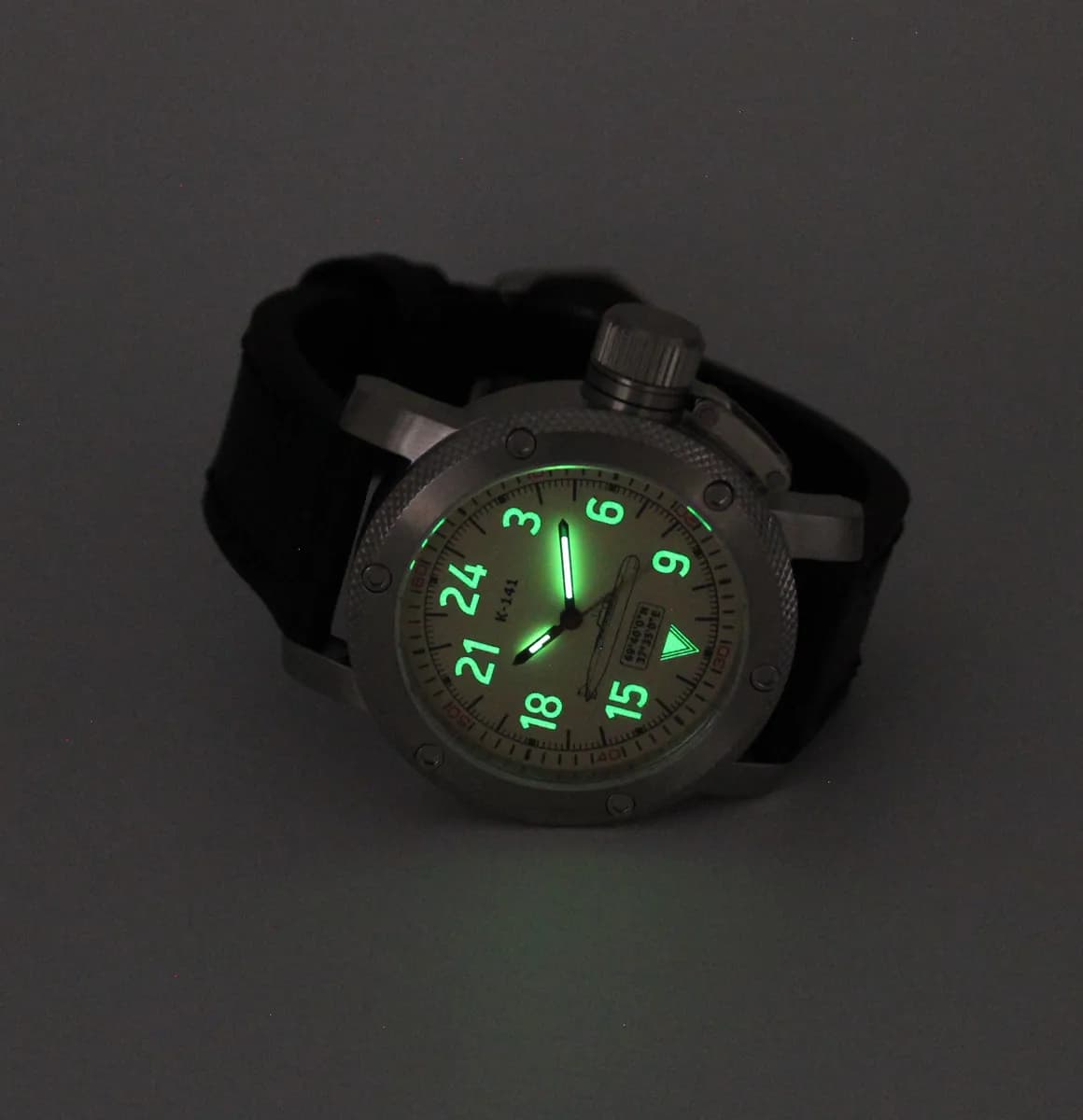 Часы К-141 Курск (Oscar-II) 1087.01 механические (сапфировое стекло) с автоподзаводом, механизм Восток 2431 