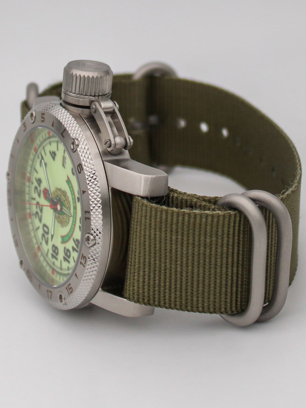 Часы Погранвойска кварцевые (Ronda 515.24H) Q47.173.21