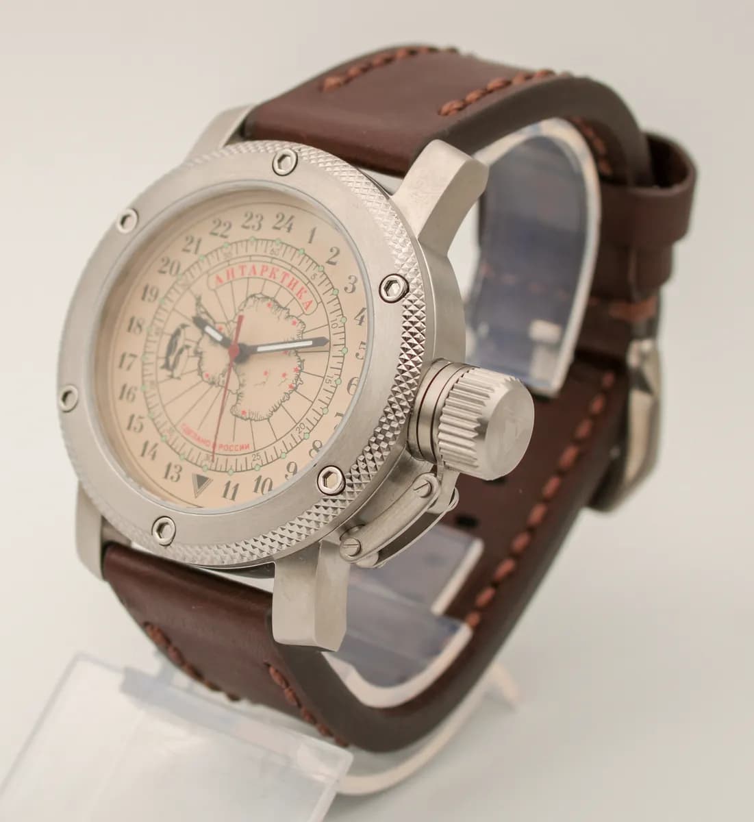 Часы наручные Полярные / Антарктика механические 137.02,  механизм Ракета 2623 НА.