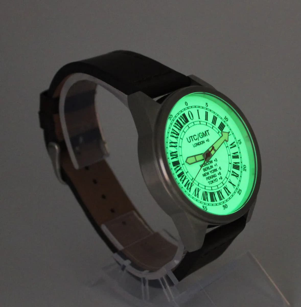 Часы UTC / GMT 21.229.02 механические, механизм Ракета 2623