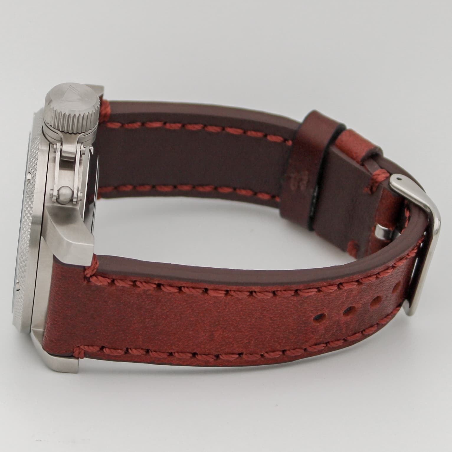 Часы ВМФ(с якорем) механизм Восток 2415.01