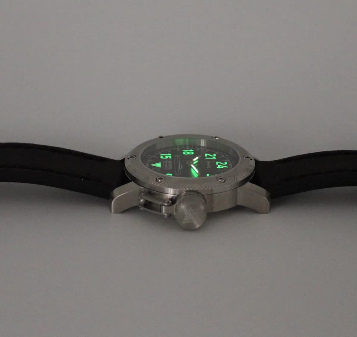 Часы К-141 Курск (Oscar-II) 1089.01 механические (сапфировое стекло) с автоподзаводом, механизм Восток 2431 