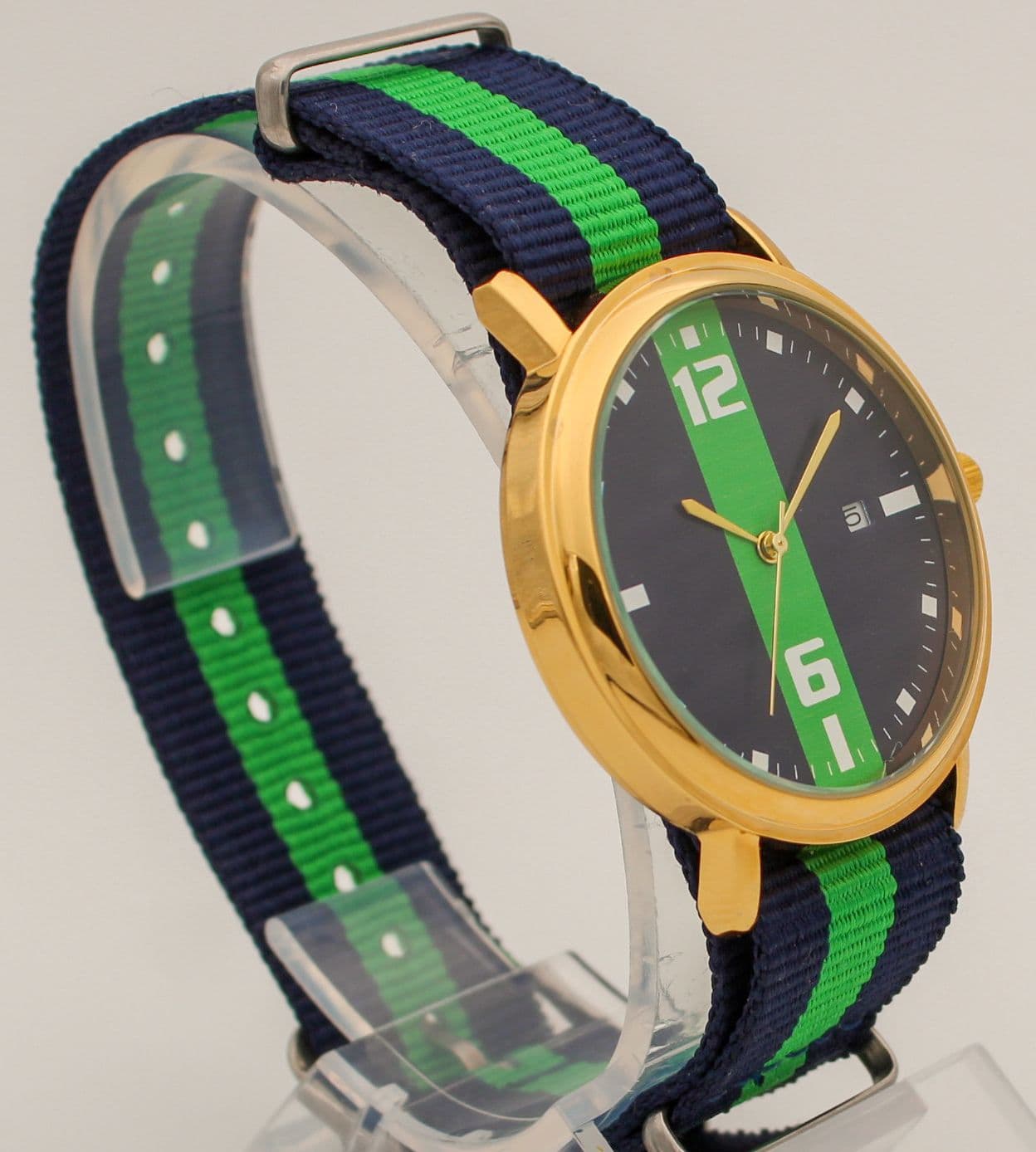 Часы Triumph кварцевые 507.52