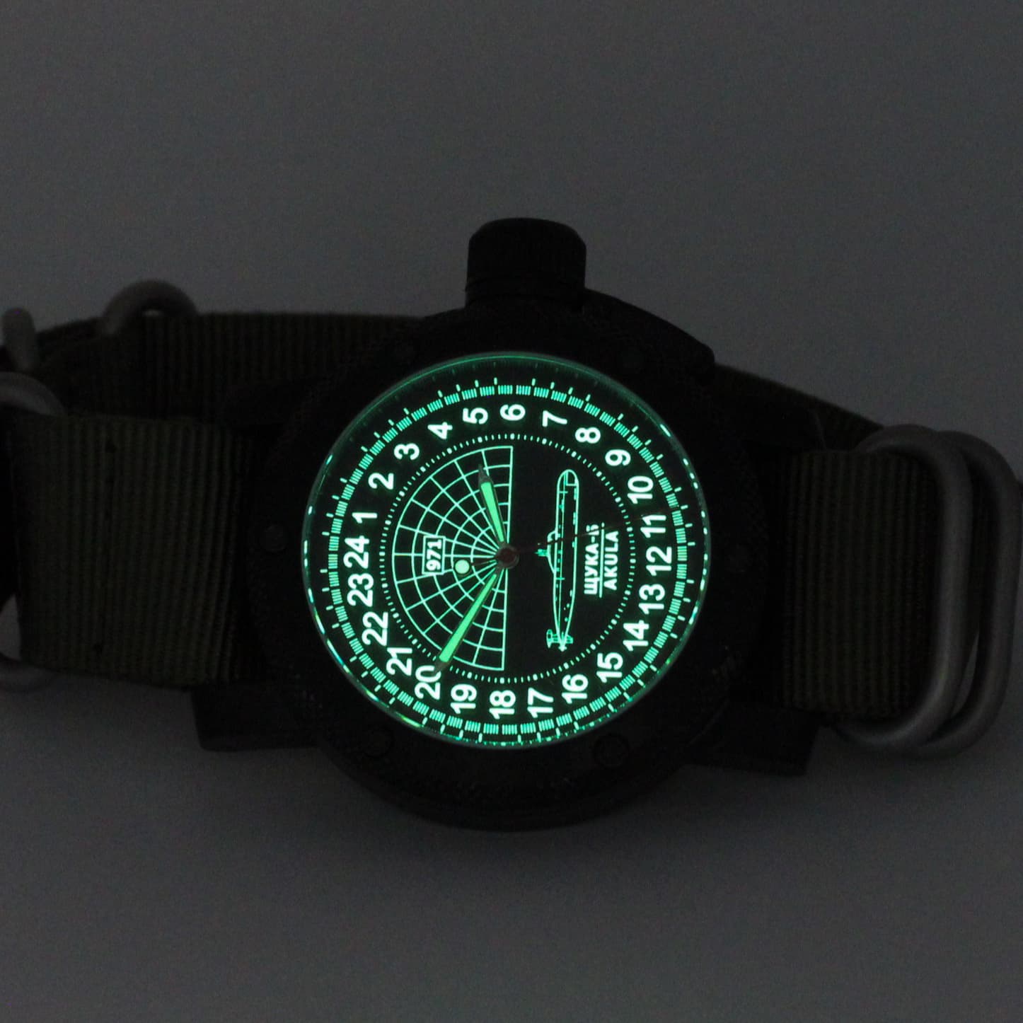 Часы 971 Щука-Б (Акула), механизм Восток 2415.01