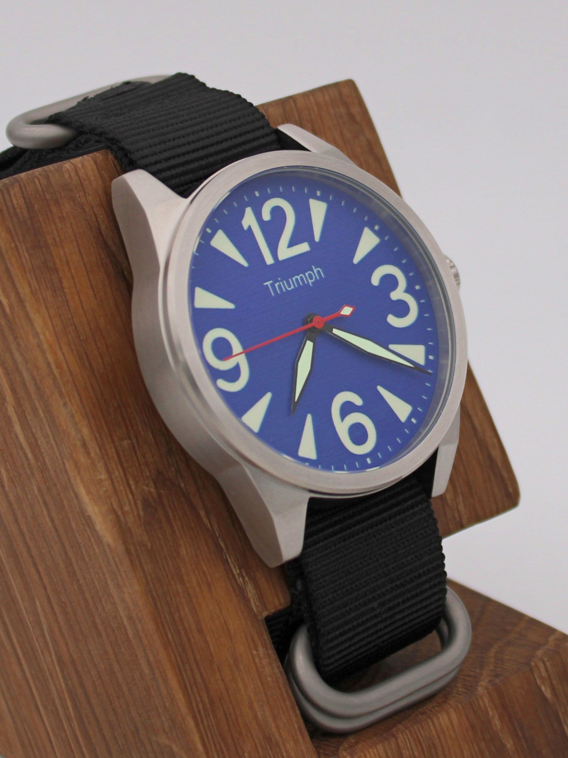 Часы Triumph механические (Ракета 2609) 21.290.22