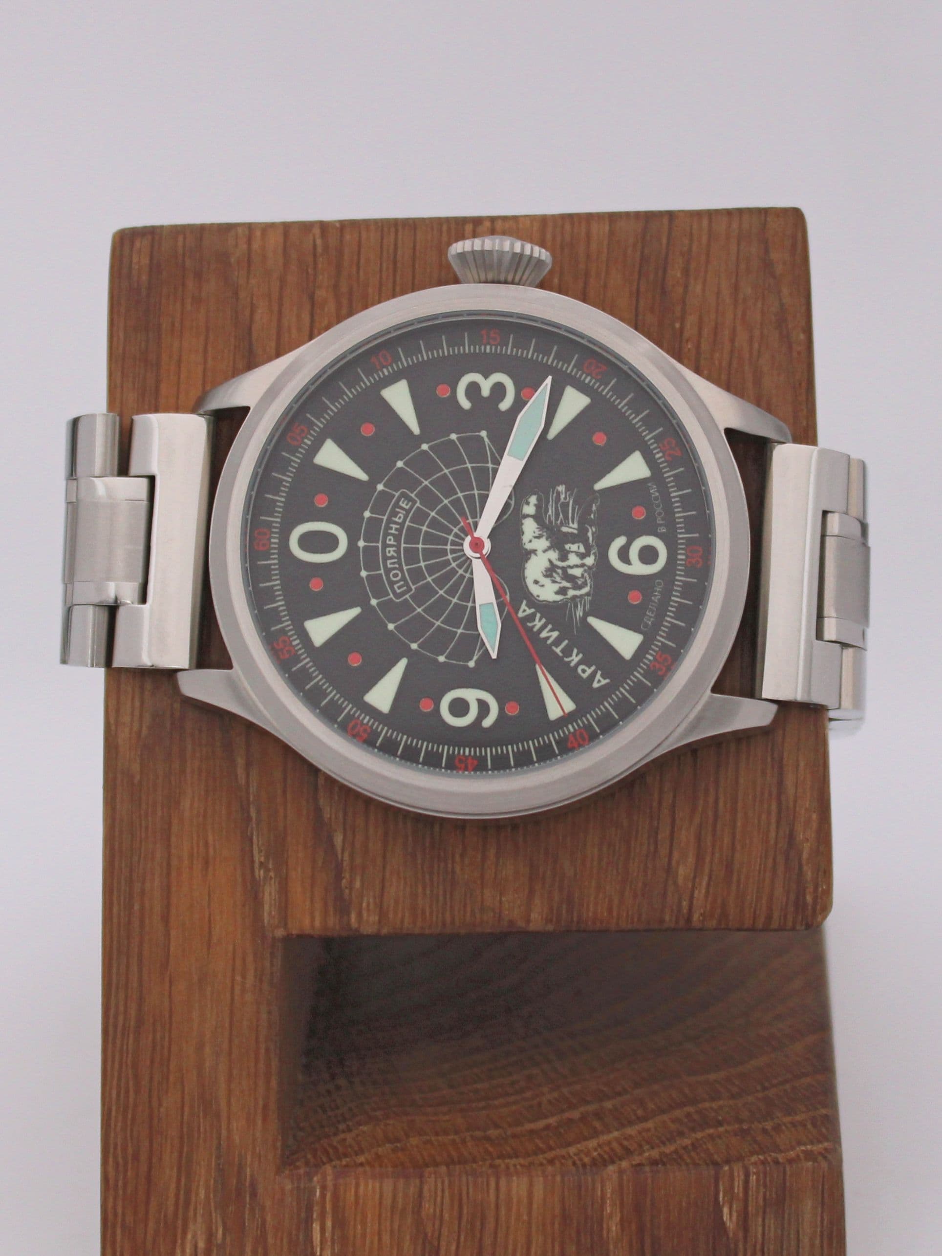 Часы Полярные "Арктика" механические (Восток 2409) 11.521.2